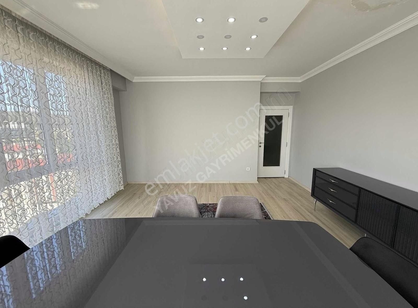 Şinasi Dural Cad.üzerinde 160 M2 Lik Yeni Dubleks Daire - Görsel 24
