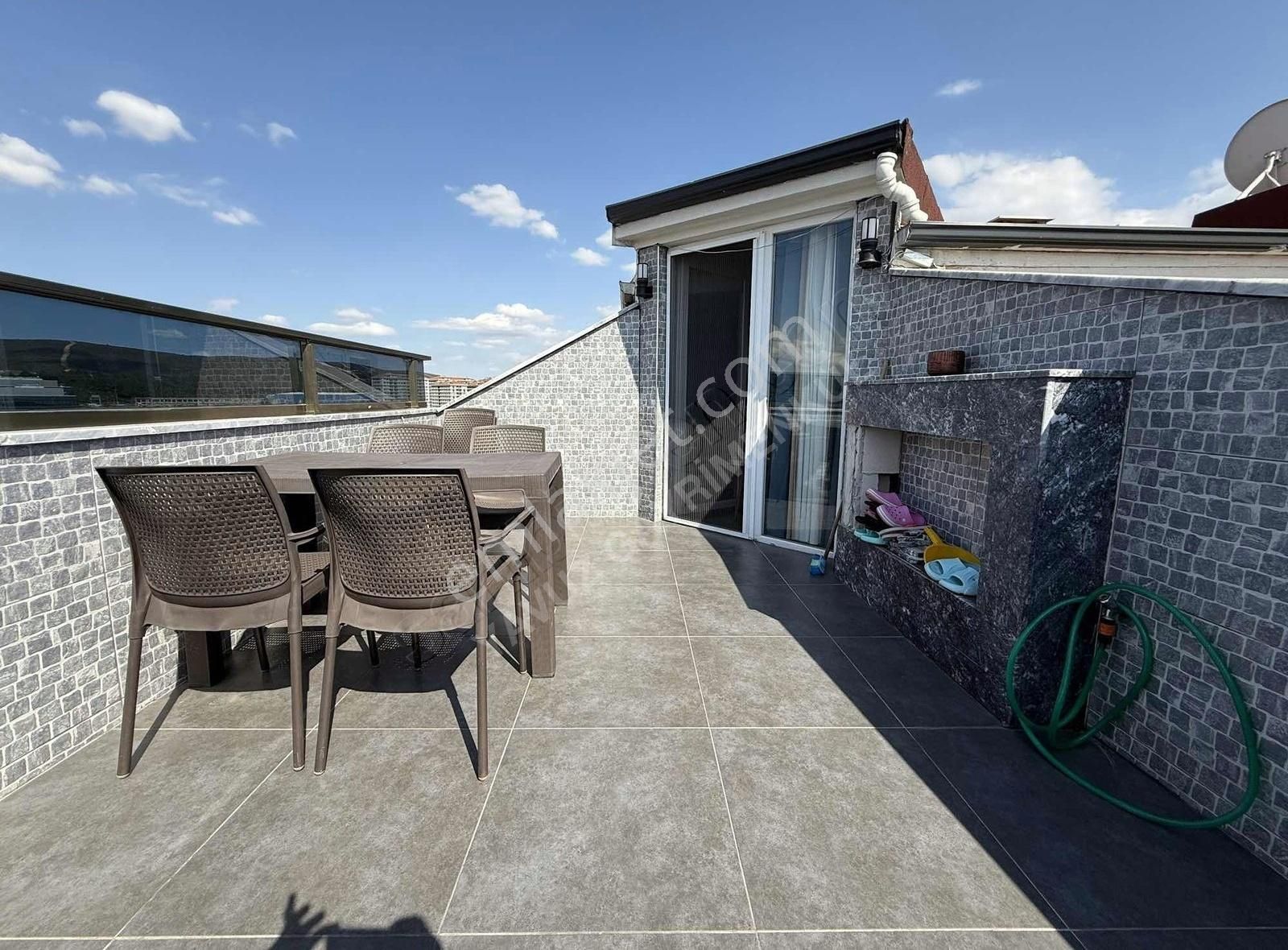 Şinasi Dural Cad.üzerinde 160 M2 Lik Yeni Dubleks Daire - Görsel 25