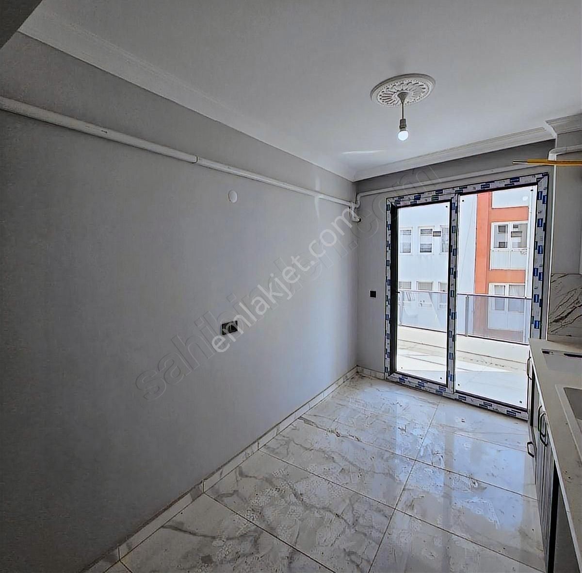 Burhaniye Merkezde Ebeveyn Banyolu Geniş 2+1 Daire - Görsel 19