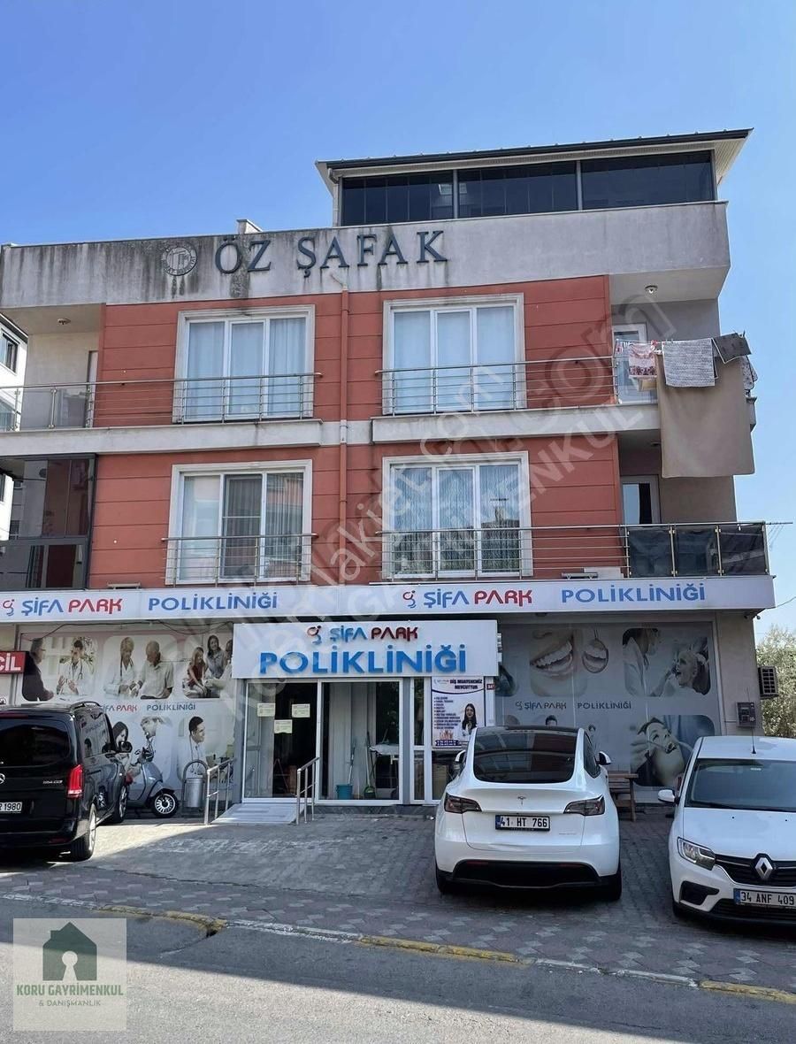 Koru Emlak'tan İskanlı 196m İş Yeri 2 Katlı Poliklinik Kiracılı
