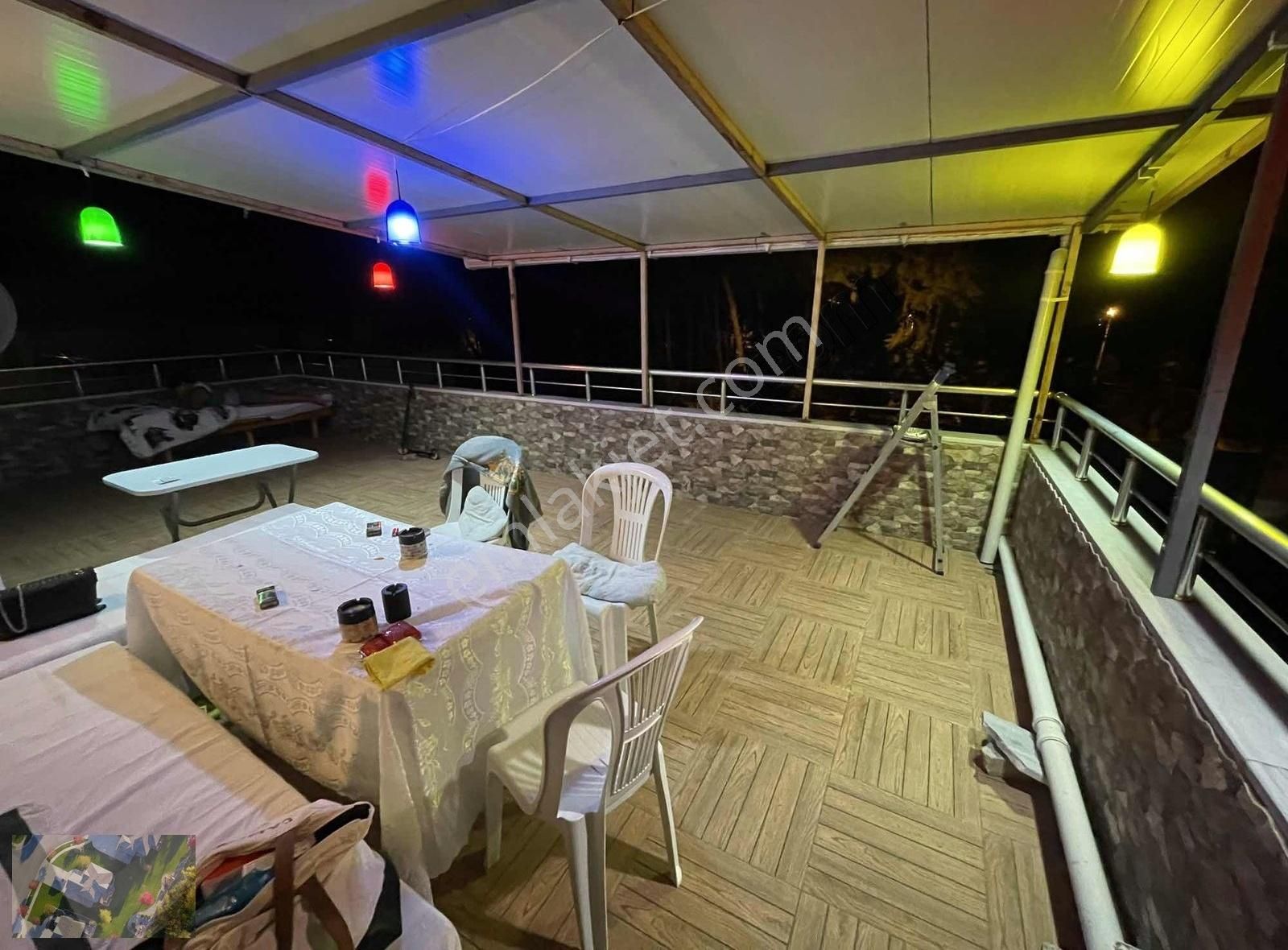 Avşa Adası Merkezinde Müstakil Bahçe Kullanımlı Dubleks - Görsel 13