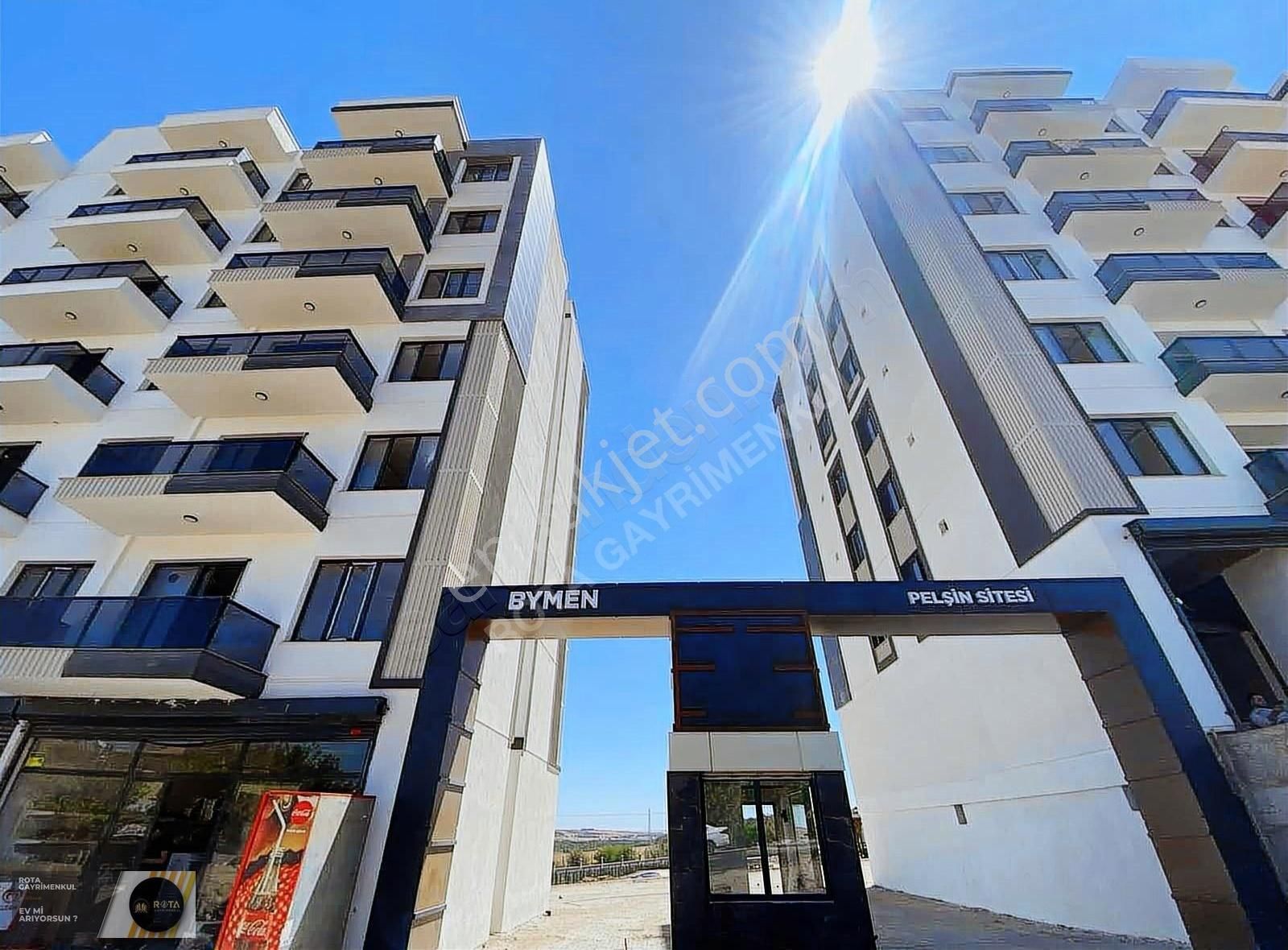 Rota'dan 450 Evlerde Acil Satılık 2+1havuzlu Daire