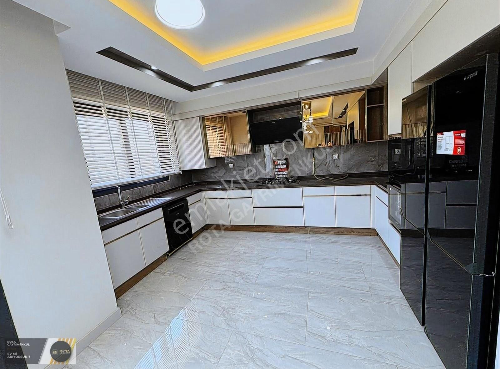 Rota'dan New Star Da Bol Ekstralı Daire