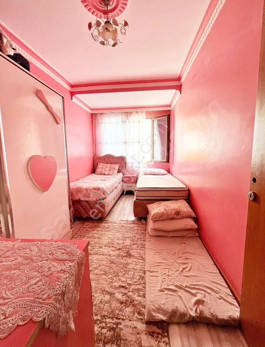 Esenyurt Pınar Mahallesinde Satılık 2+1 Daire