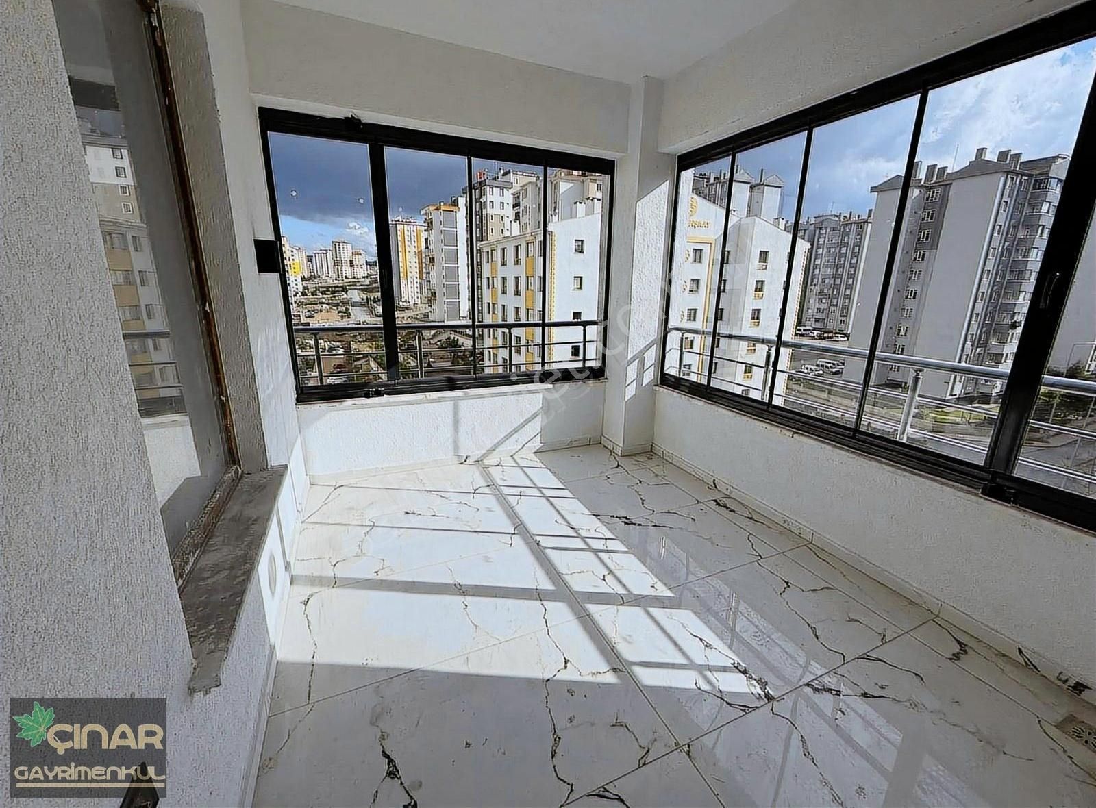 Serkent Anayol Üzerinde Düşük Katlı 4+1 Satılık Sıfır Lüks Daire - Görsel 19