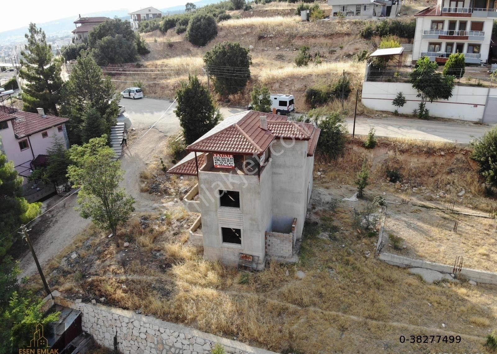 Antalya Elmalı Devlet Hastane Ve Otogar Karşısında 430m² Arsa İçerisinde Satılık Karkas Villa - Görsel 4