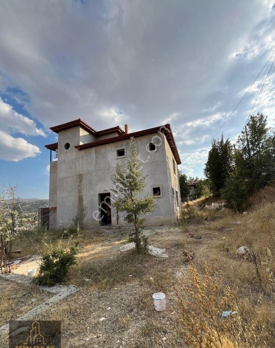 Antalya Elmalı Devlet Hastane Ve Otogar Karşısında 430m² Arsa İçerisinde Satılık Karkas Villa - Görsel 5