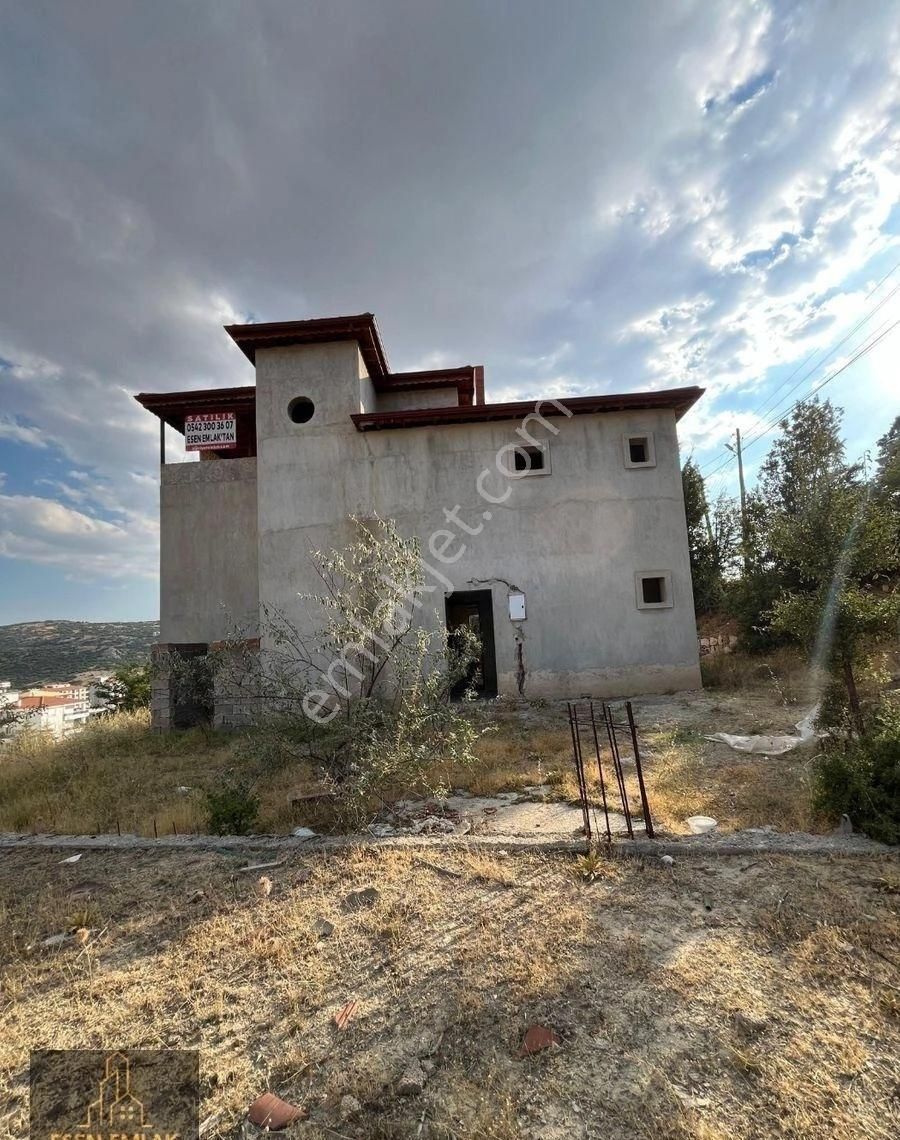 Antalya Elmalı Devlet Hastane Ve Otogar Karşısında 430m² Arsa İçerisinde Satılık Karkas Villa - Görsel 9