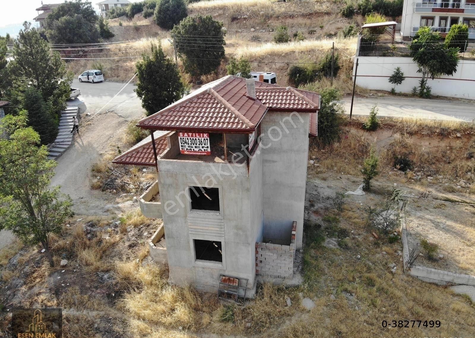 Antalya Elmalı Devlet Hastane Ve Otogar Karşısında 430m² Arsa İçerisinde Satılık Karkas Villa - Görsel 10