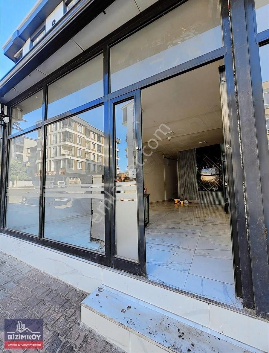 Silivri Cadde Cepheli Kiralık Dükkan Merkeze Yakın Yeni Bina