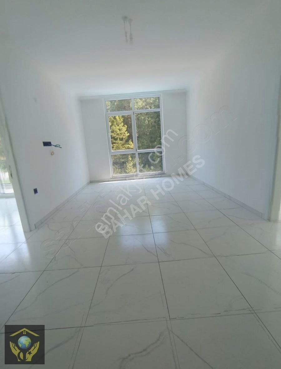 Orman İçi Tüm Aktıvıtelı Otel Konseptinde Denıze Servisi Var Fer