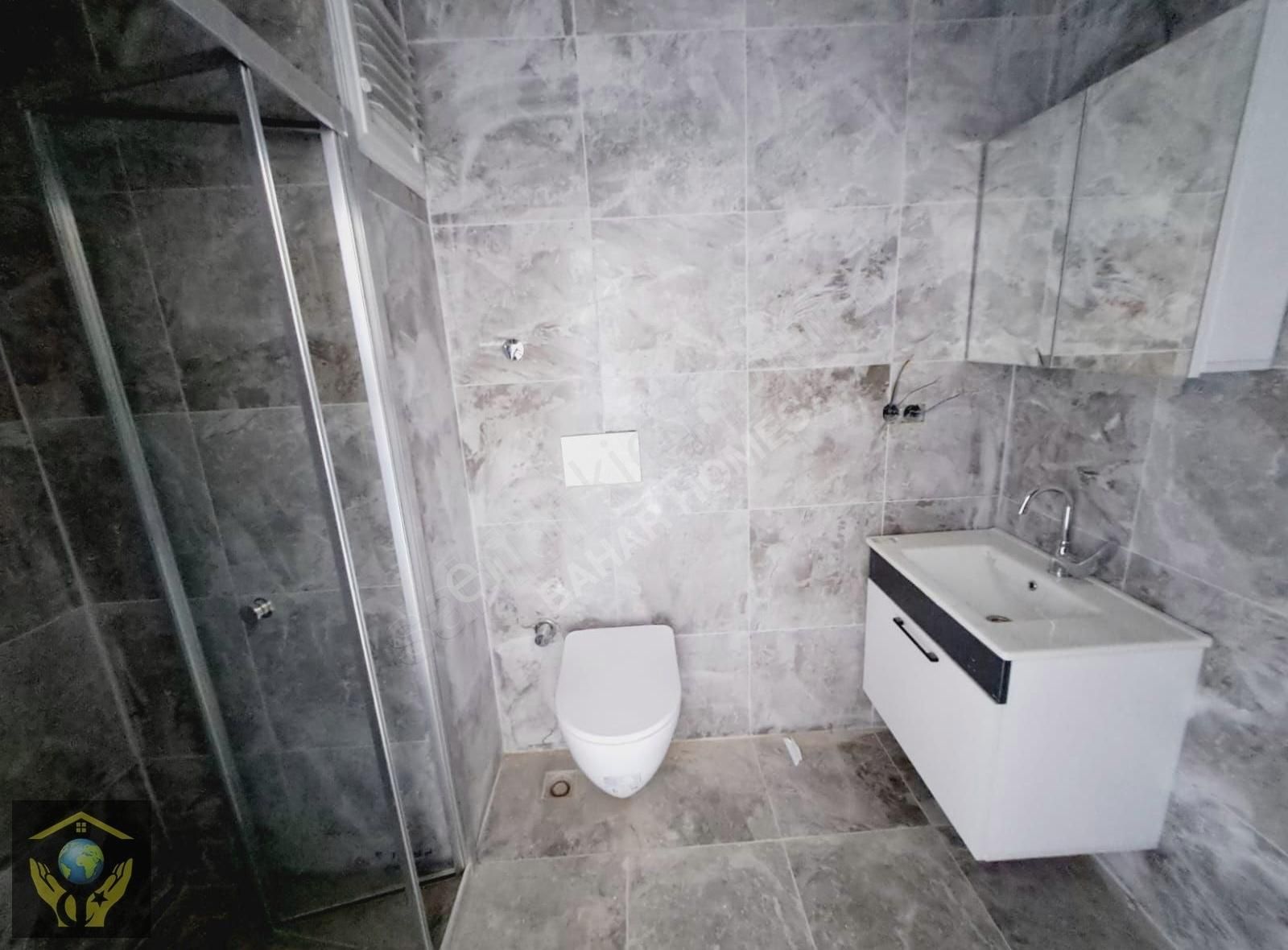 Çok Geniş Ferah 60m2 Büyük Havuzlu Merkezi Konumda Cadde Üzeri F - Görsel 21