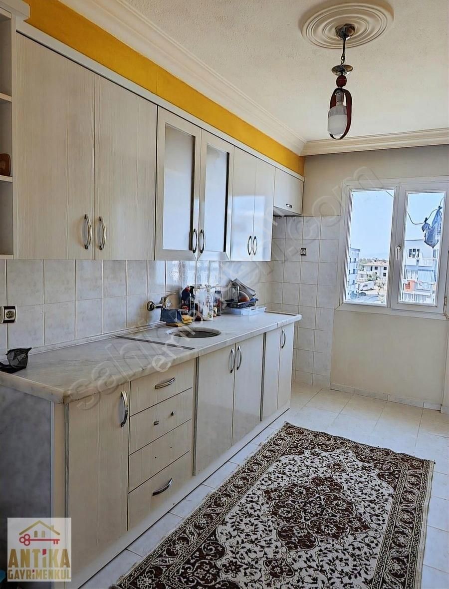 Antika Gayrimenkul'den Yenikent Sitesinde Kiralık Daire
