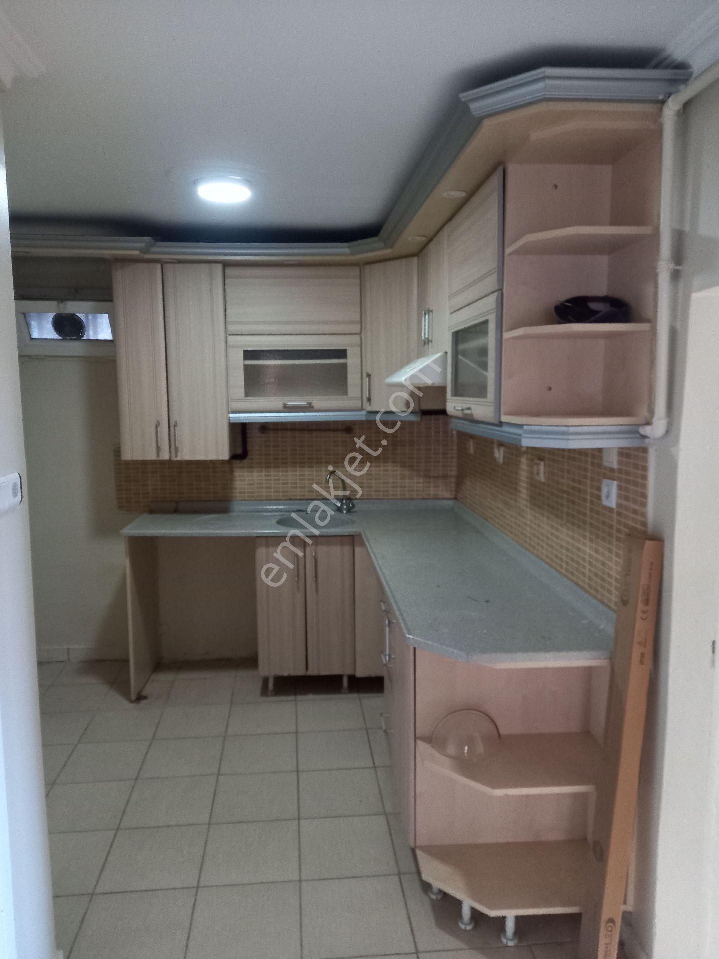 Okmeydanı Metrobüse Sıfır Daire