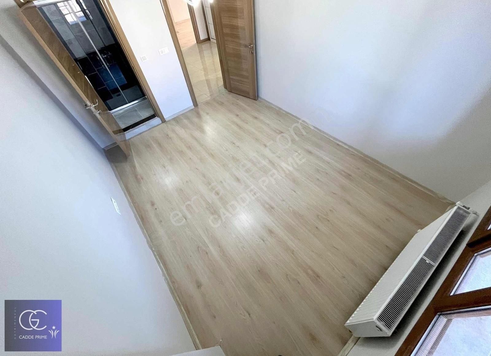 Cadde'den Ön Cephe Lüks Ve Geniş Ebeveyn Banyolu 2+1 Satılık - Görsel 12