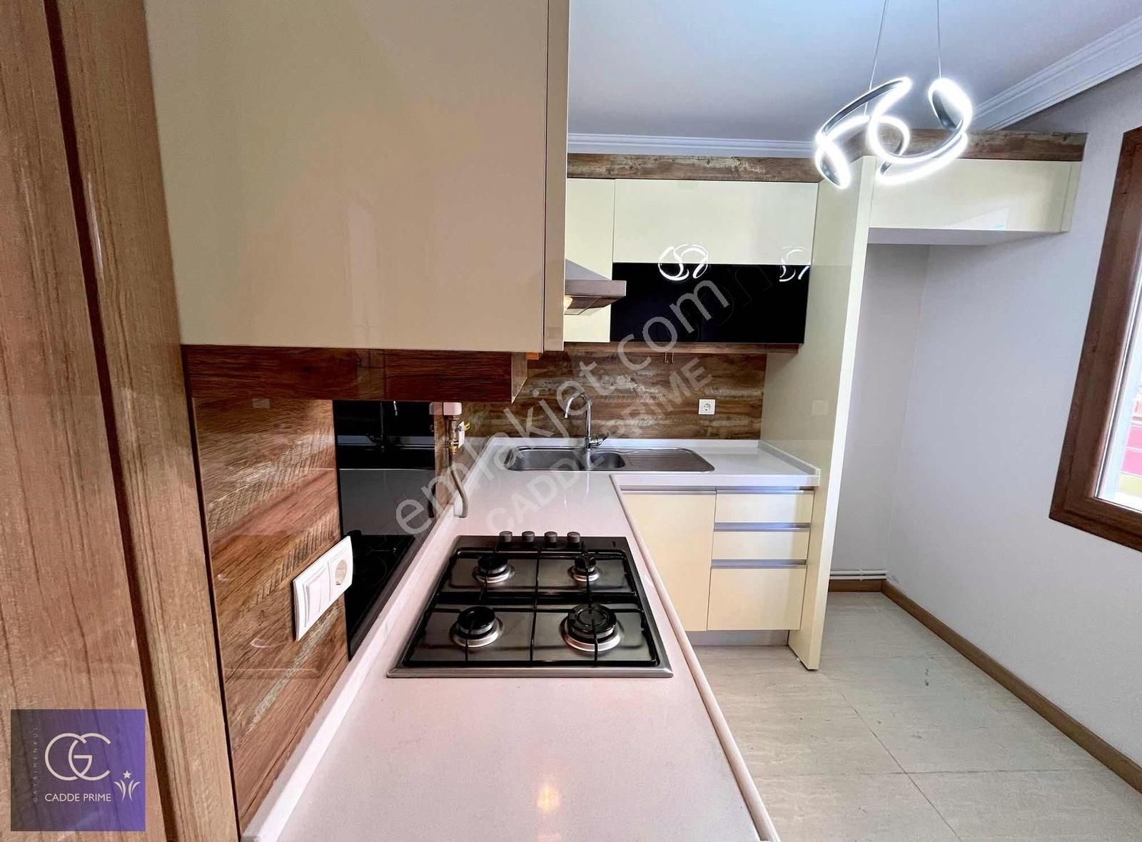 Cadde'den Ön Cephe Lüks Ve Geniş Ebeveyn Banyolu 2+1 Satılık - Görsel 13