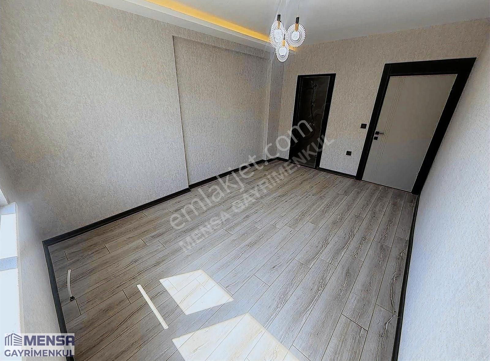 Mensa'dan Bağlum Hisar Mahallesi E.banyolu Sıfır Orta Katta - Görsel 4