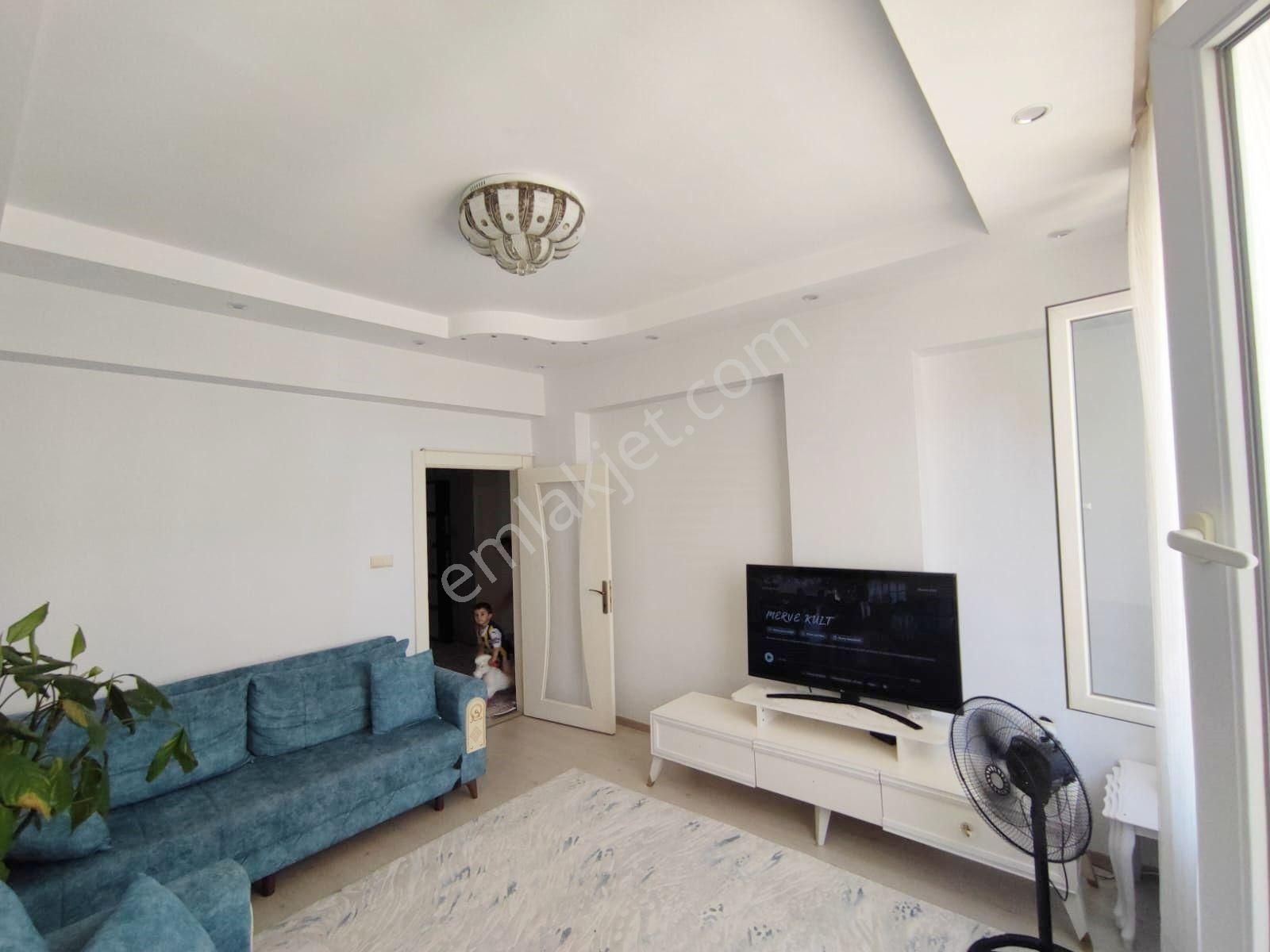 Beykent'te Çift Balkon Banyolu Garajlı 3+1 Geniş Oturumlu Daire - Görsel 15