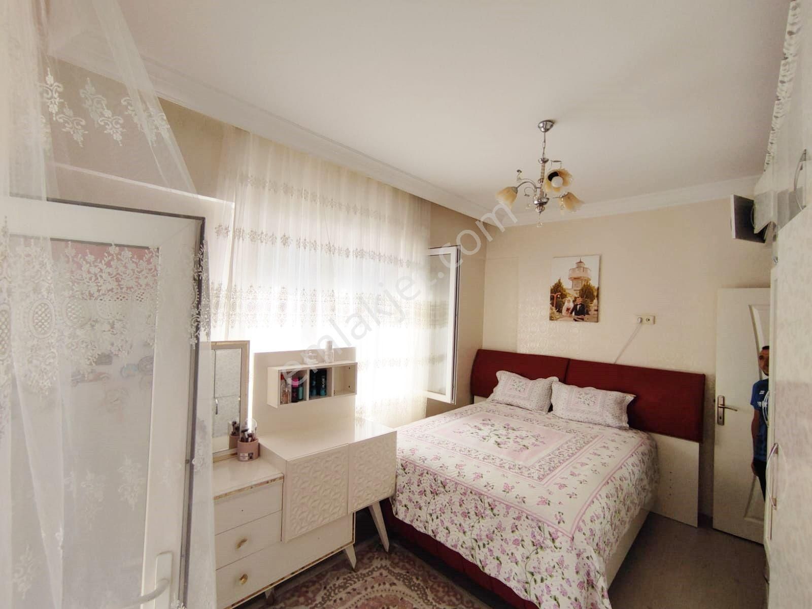 Beykent'te Çift Balkon Banyolu Garajlı 3+1 Geniş Oturumlu Daire - Görsel 28