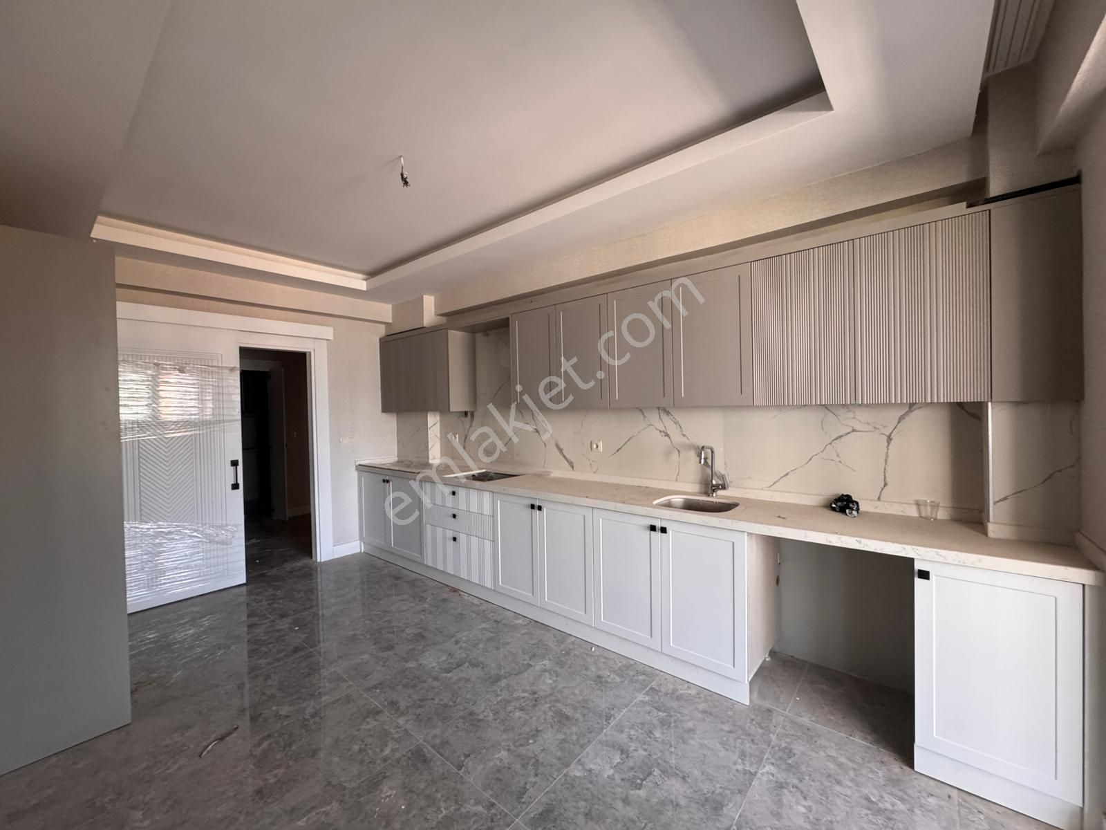 Fıstıklı Saglık Ocağı Yakını Sıfır 3+1