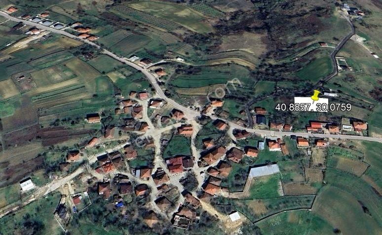 İzmit Kısalar’da Köyiçi %40 İmarlı 1345 M2 Fırsat Arsa