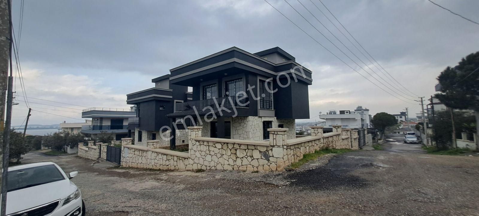 Akarcada Denize Yürüme Mesafesinde 2adet 3+1 Villa Biri Müst - Görsel 10