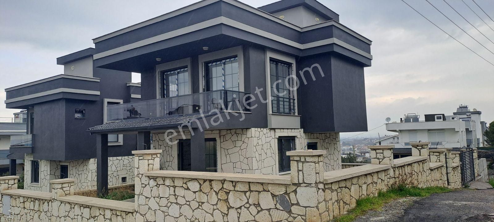 Akarcada Denize Yürüme Mesafesinde 2adet 3+1 Villa Biri Müst - Görsel 8