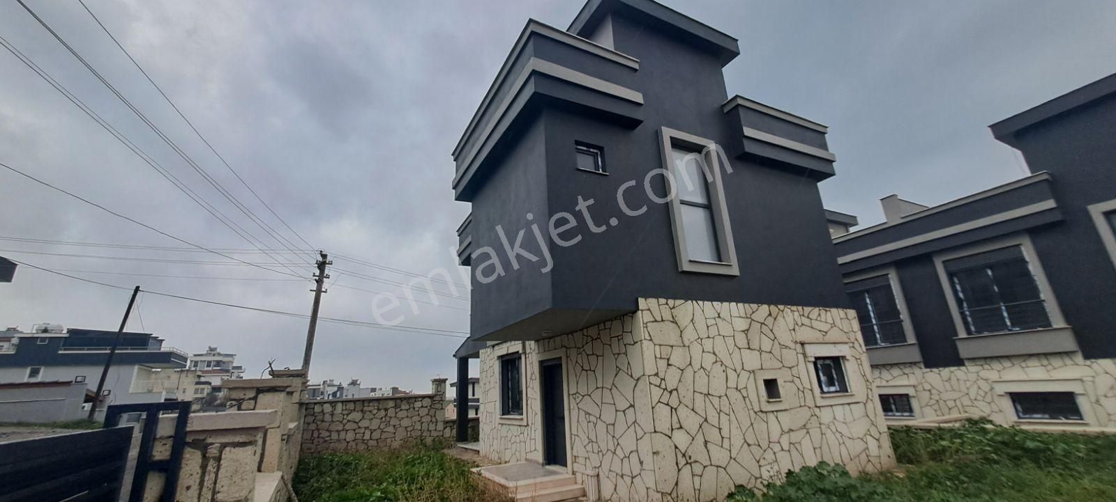 Akarcada Denize Yürüme Mesafesinde 2adet 3+1 Villa Biri Müst - Görsel 23