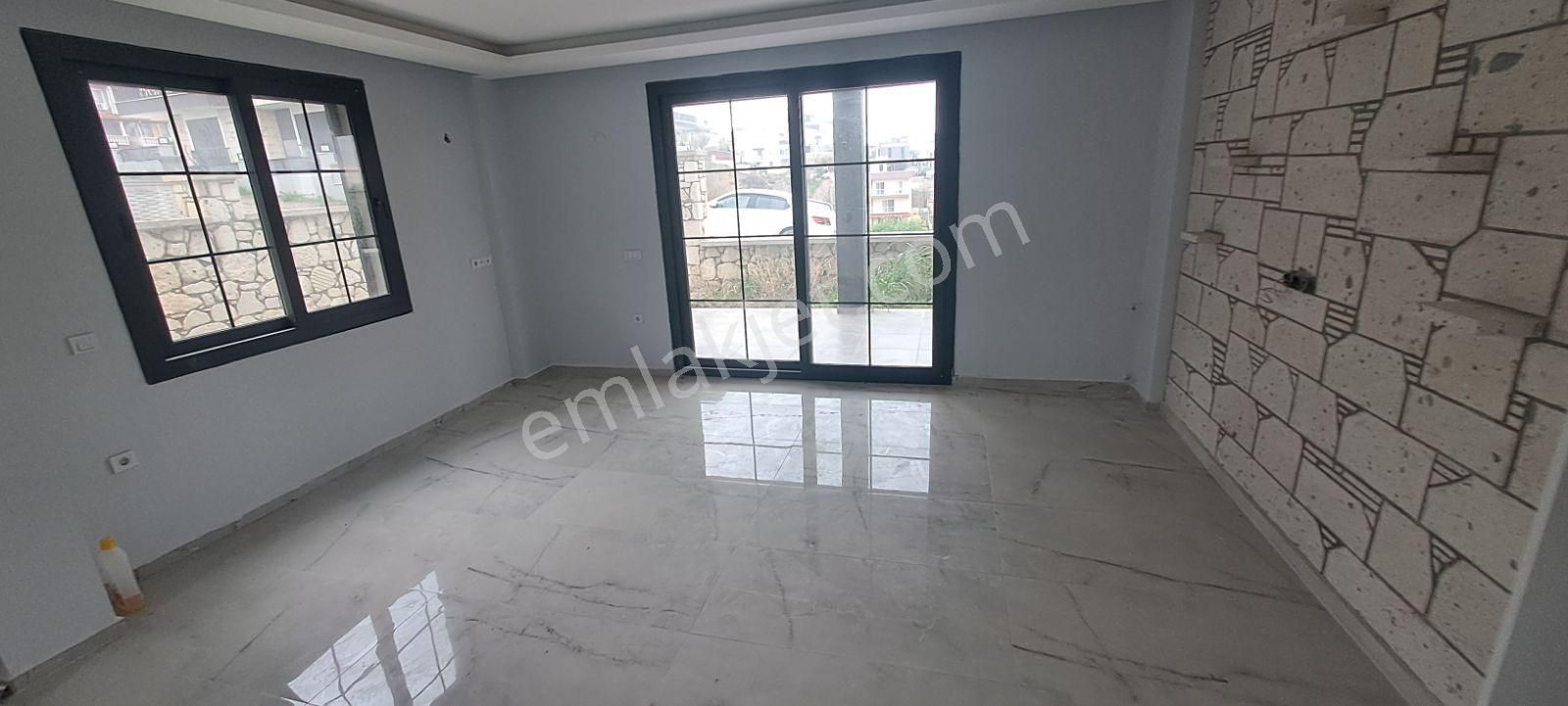 Akarcada Denize Yürüme Mesafesinde 2adet 3+1 Villa Biri Müst - Görsel 12