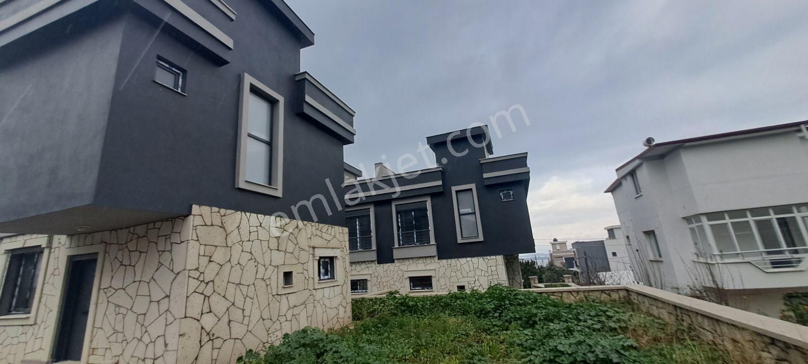 Akarcada Denize Yürüme Mesafesinde 2adet 3+1 Villa Biri Müst - Görsel 35