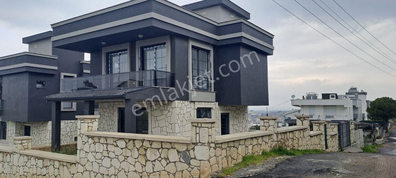 Akarcada Denize Yürüme Mesafesinde 2adet 3+1 Villa Biri Müst - Görsel 30