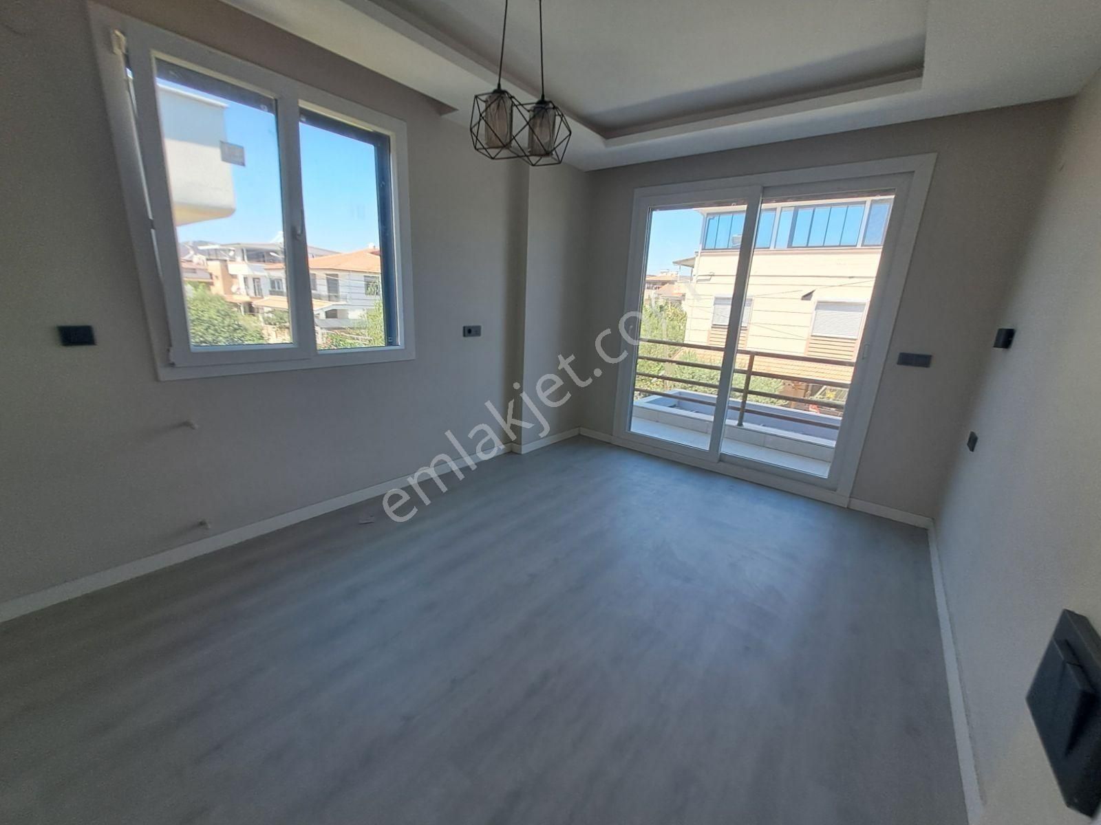 Ürkmez Doğanbey Mahlesinde Ultra Lüks Villa - Görsel 22