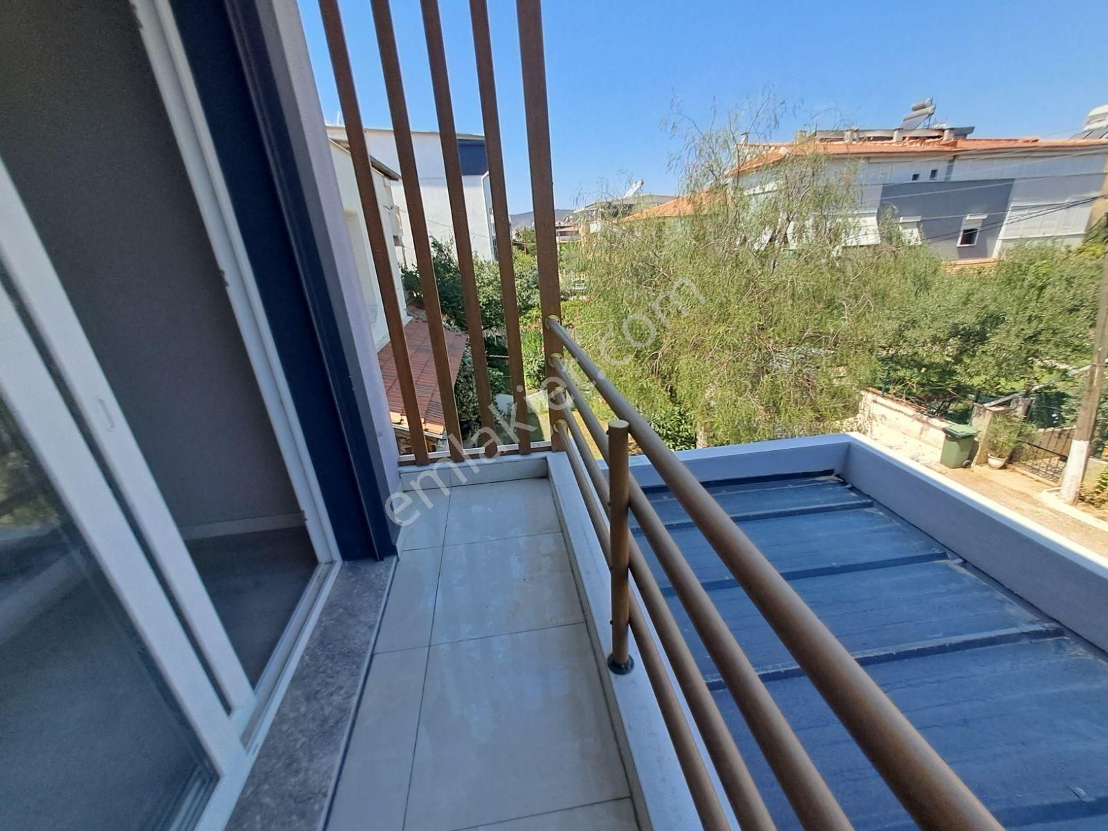 Ürkmez Doğanbey Mahlesinde Ultra Lüks Villa - Görsel 6