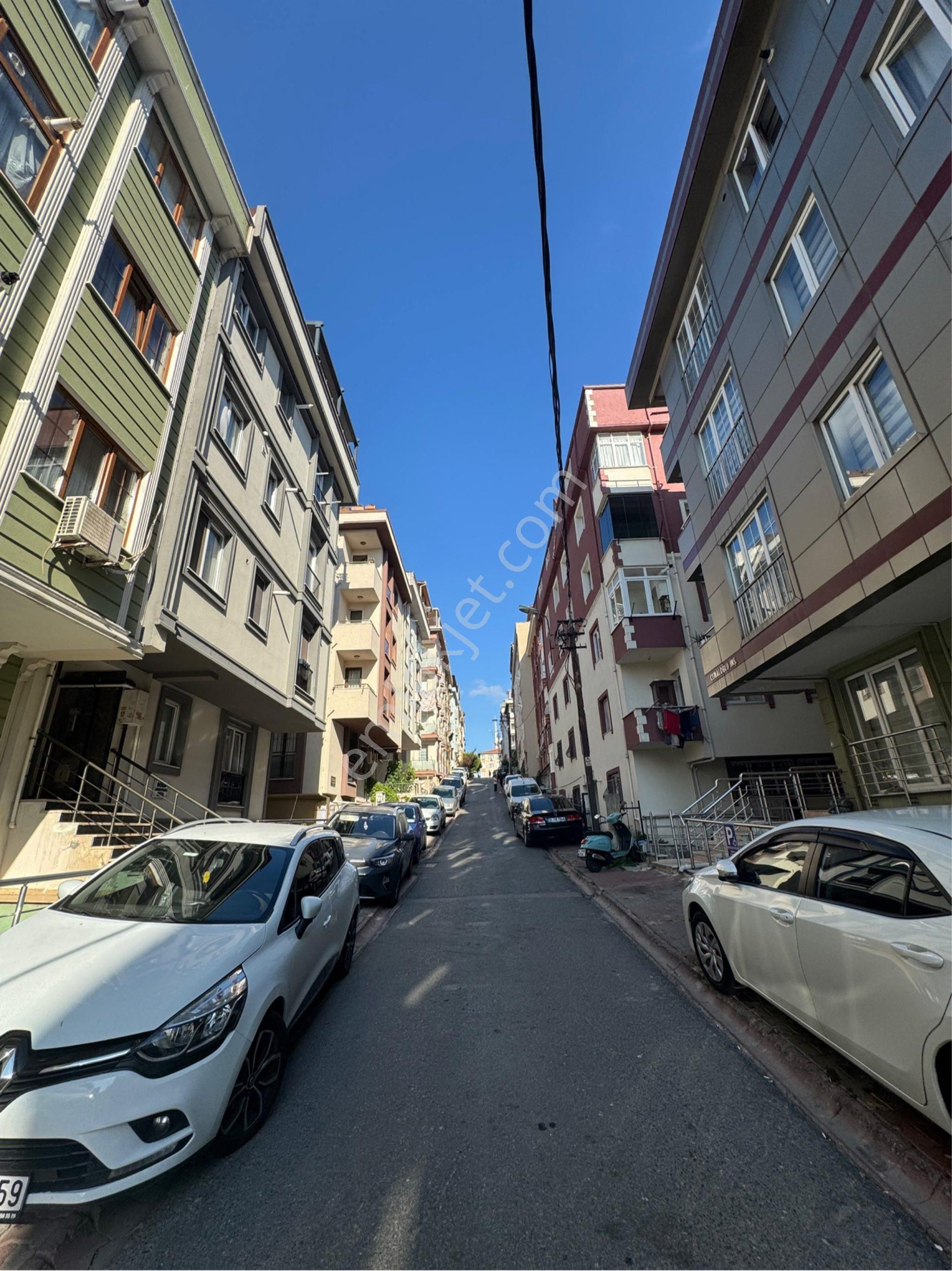 Metro Kolej Medıcana Çamlıca Hastanesı Yakını 3+1 Dubleks - Görsel 11