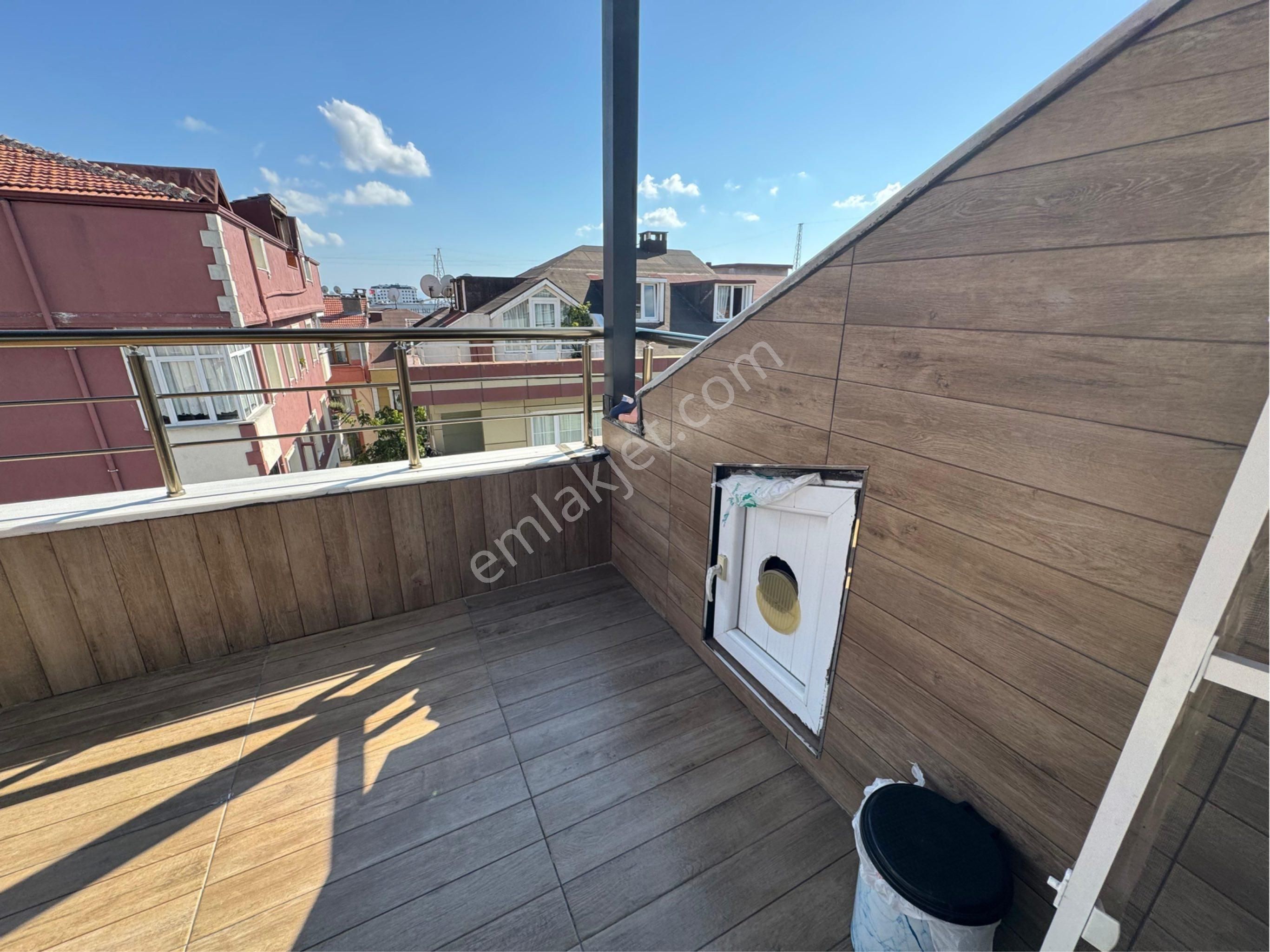 Metro Kolej Medıcana Çamlıca Hastanesı Yakını 3+1 Dubleks - Görsel 3