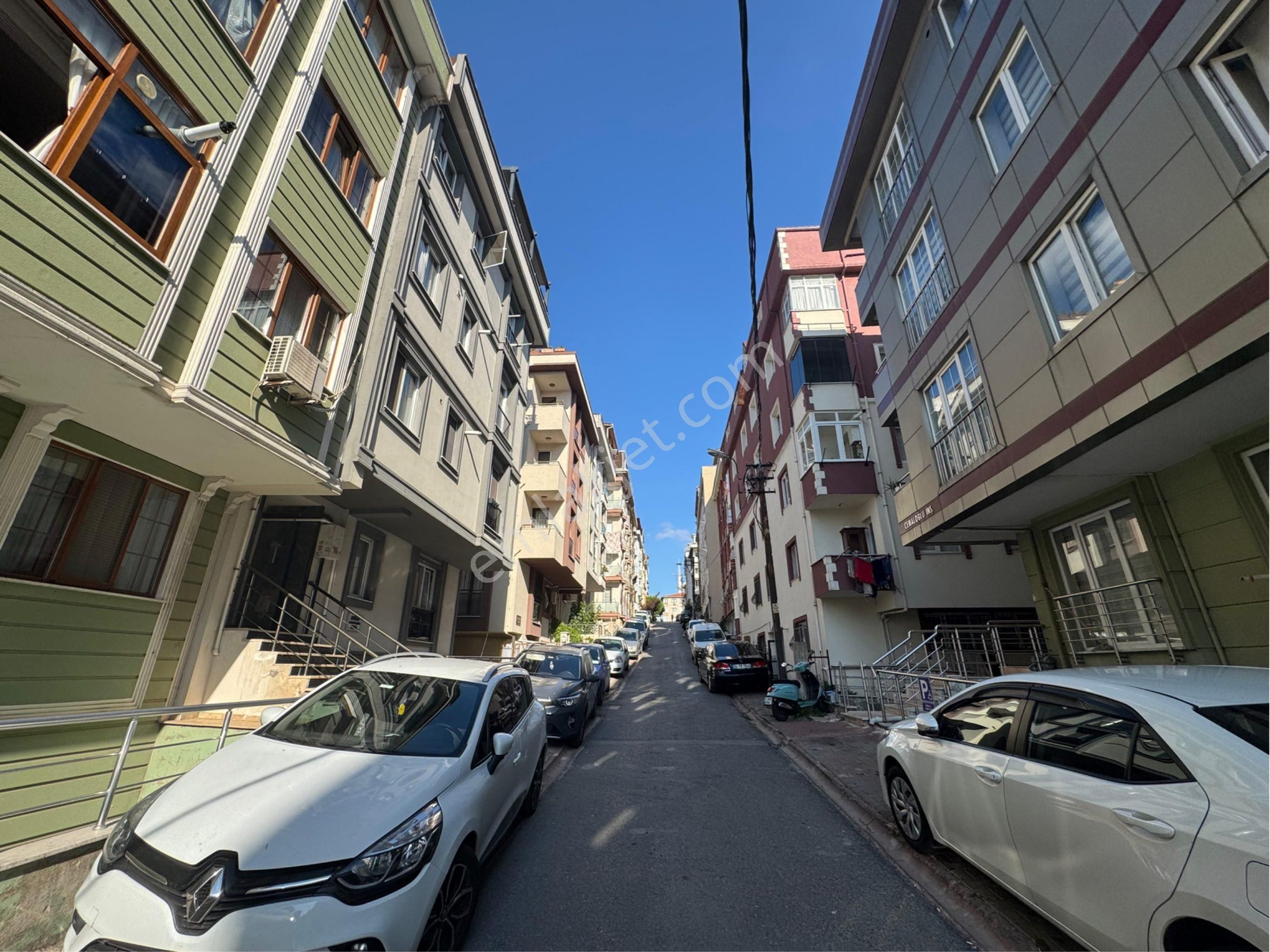 Metro Kolej Medıcana Çamlıca Hastanesı Yakını 3+1 Dubleks - Görsel 12