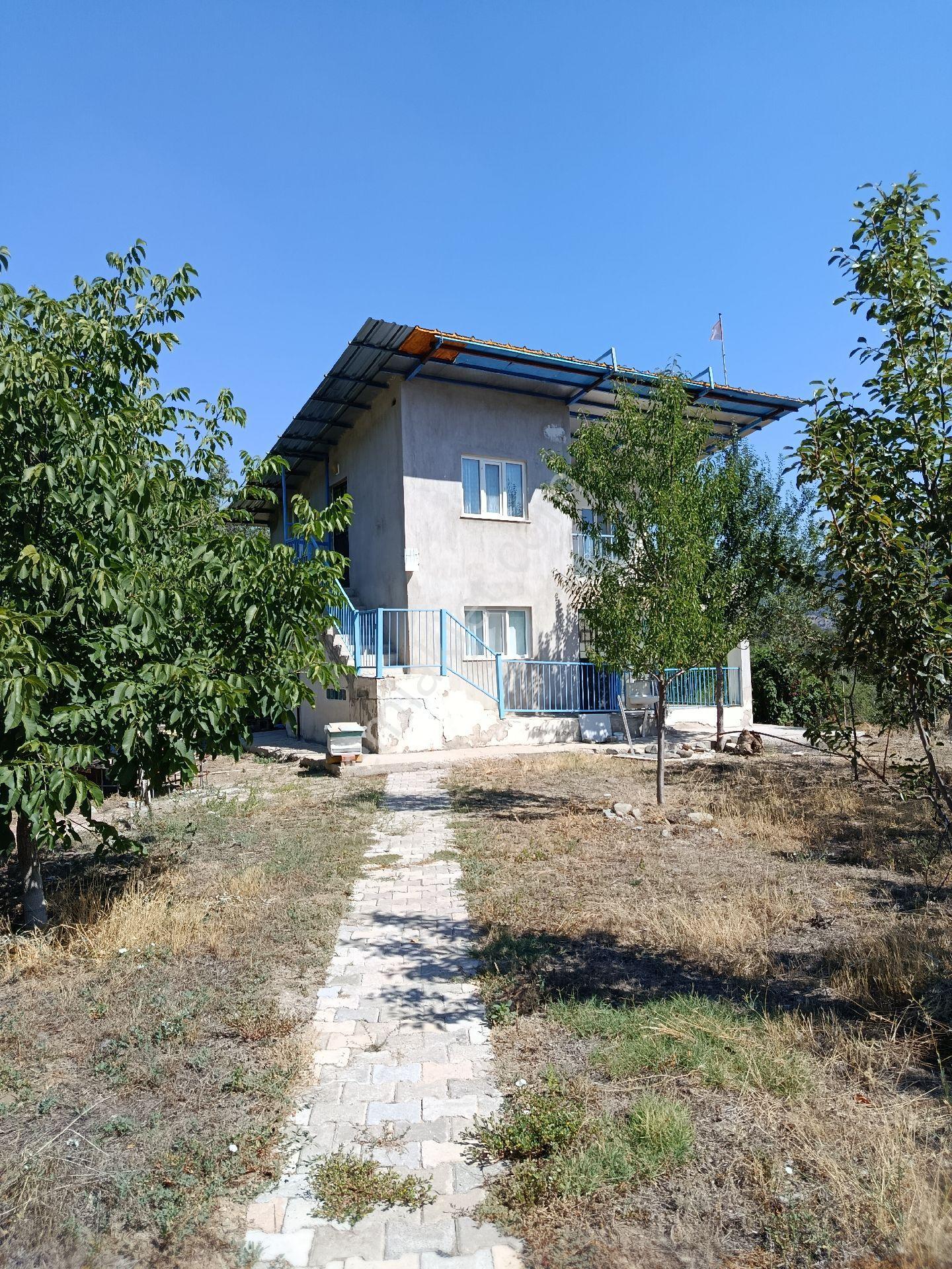 Denizli Acıpayam Yeşilyuva Satılık Bahçeli Ev