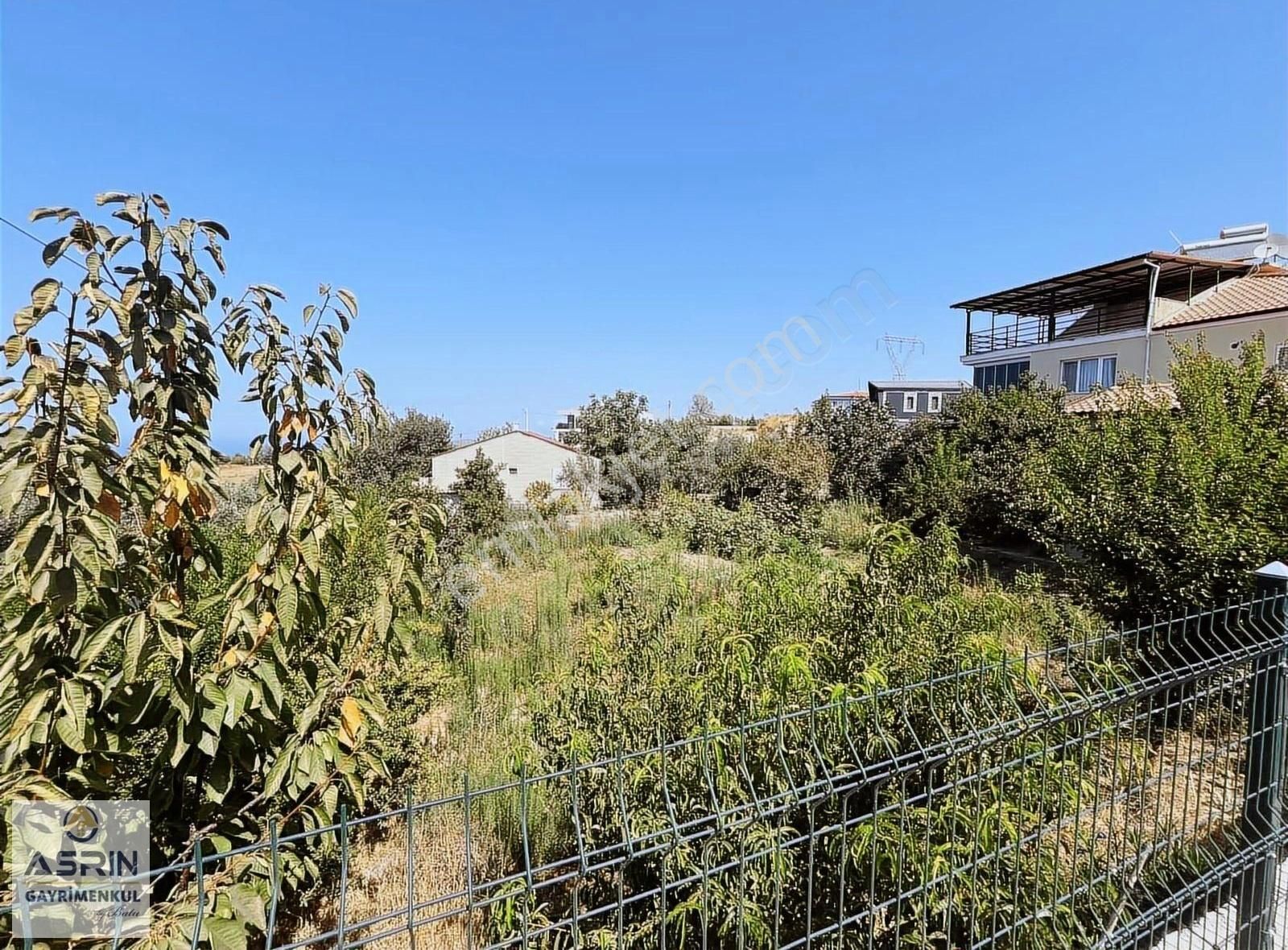Kuşadası Yaylaköyde Deniz Manzaralı 500 M2 Arsa