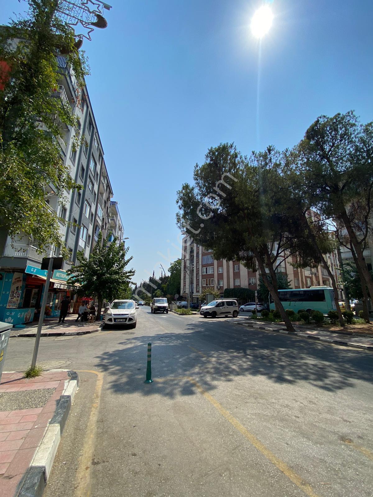 Alaybey’de Cadde Üstünde 3+1 Lüks Ara Kat Daire Fırsatı - Görsel 30