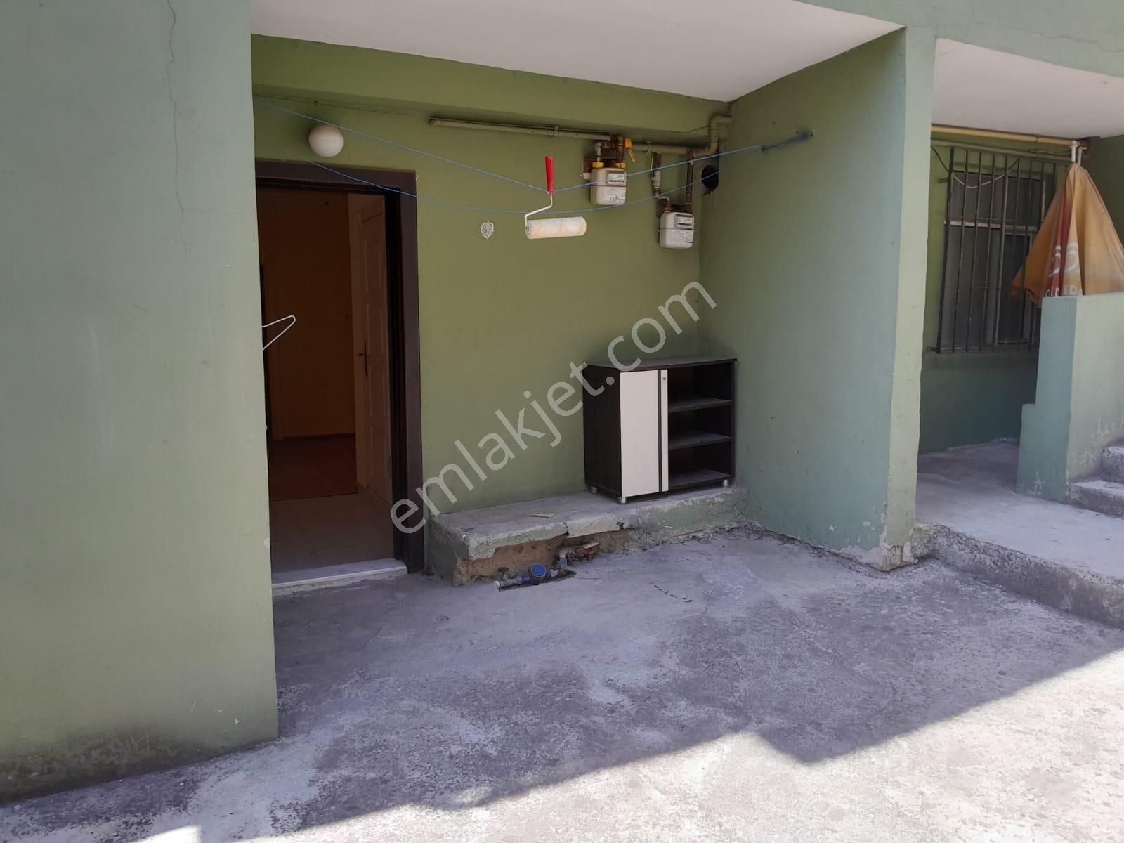 İstinyede Geniş 1+1 Kiralık Daire