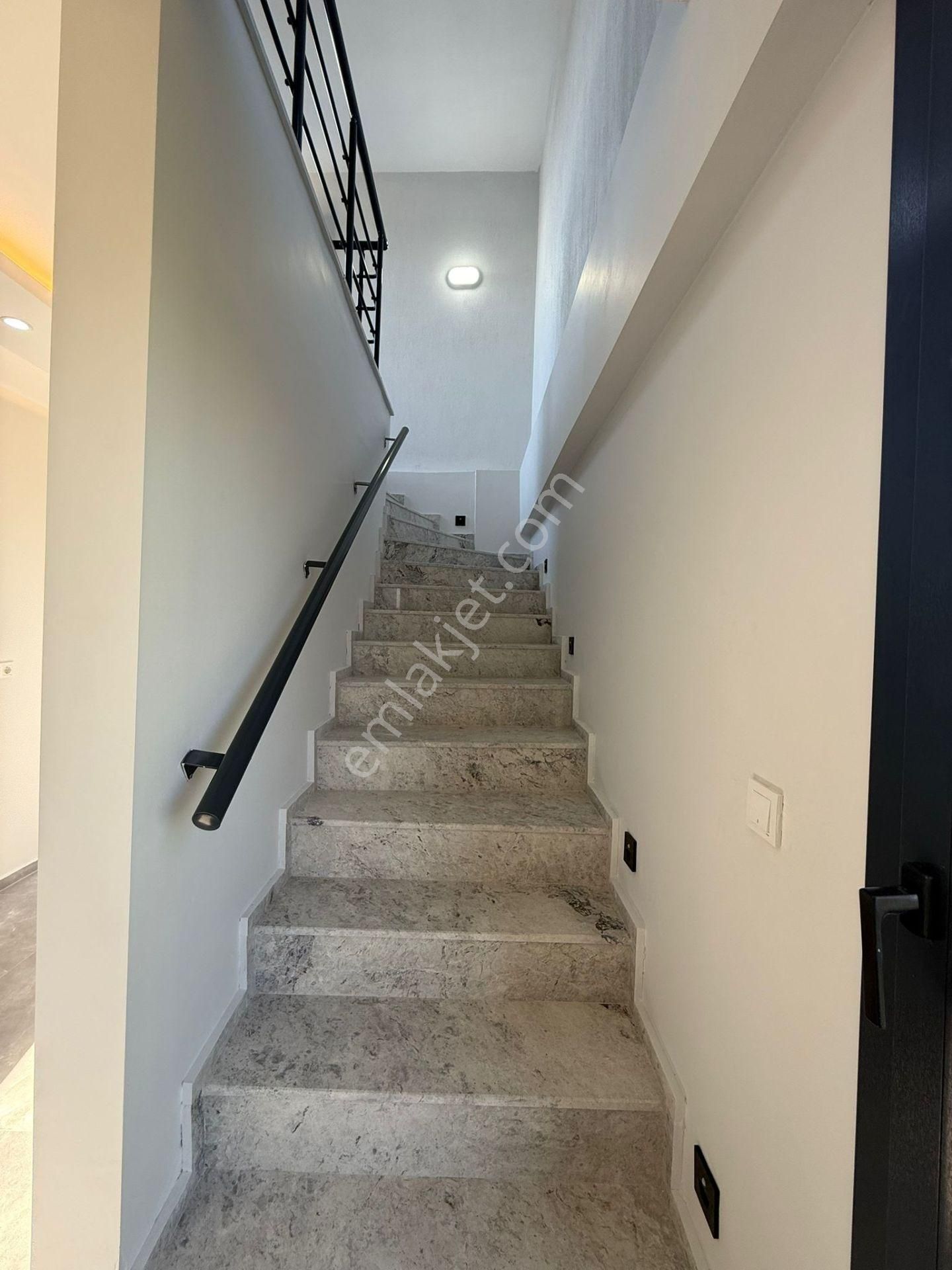 🏡paşaköy Mahallesi 🏡 ✅348 M2 Arsa İçinde 3+1 200 M2 2 Katlı Villa ❇️kombi Petekli - Görsel 29