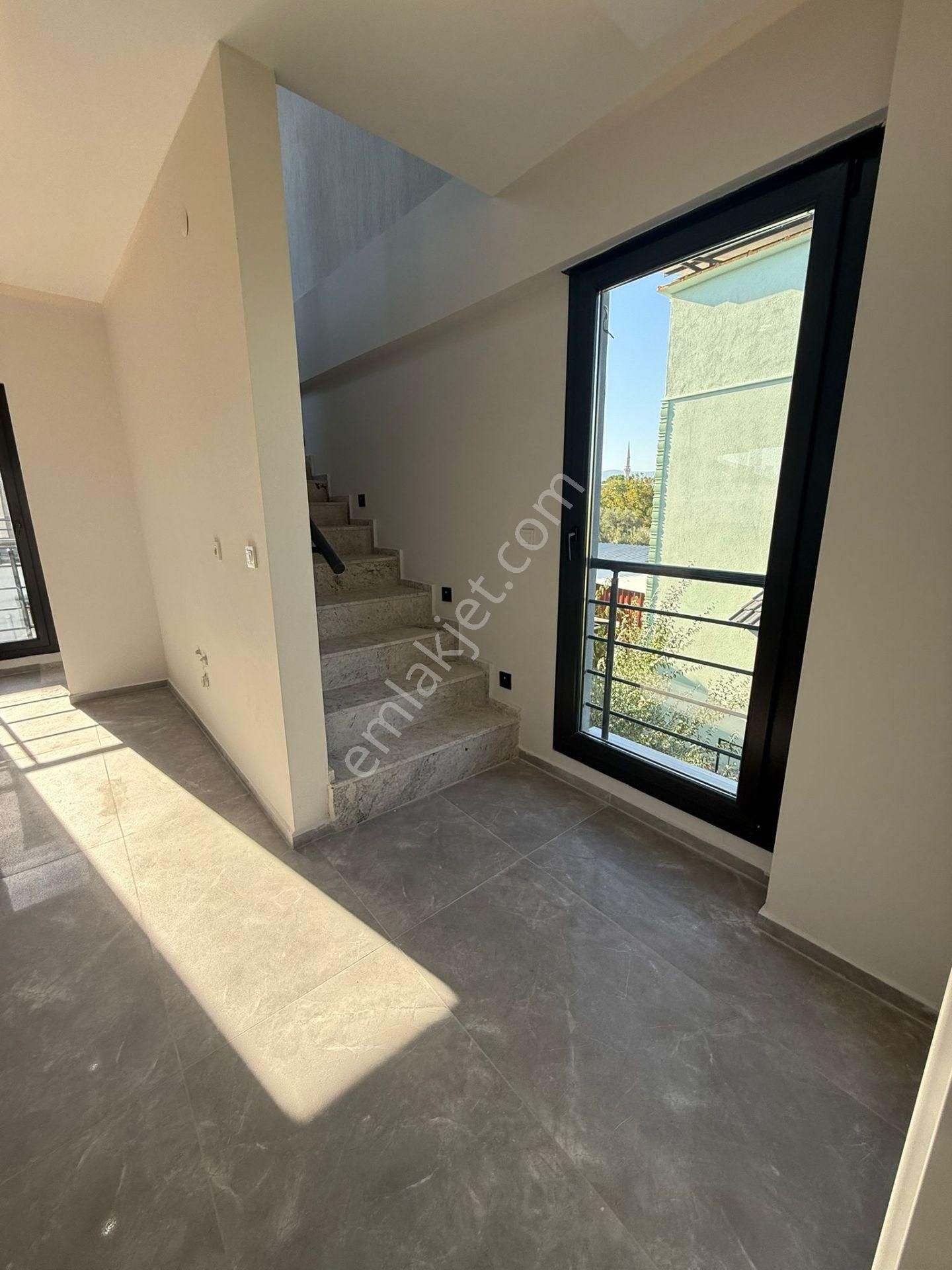 🏡paşaköy Mahallesi 🏡 ✅348 M2 Arsa İçinde 3+1 200 M2 2 Katlı Villa ❇️kombi Petekli - Görsel 25