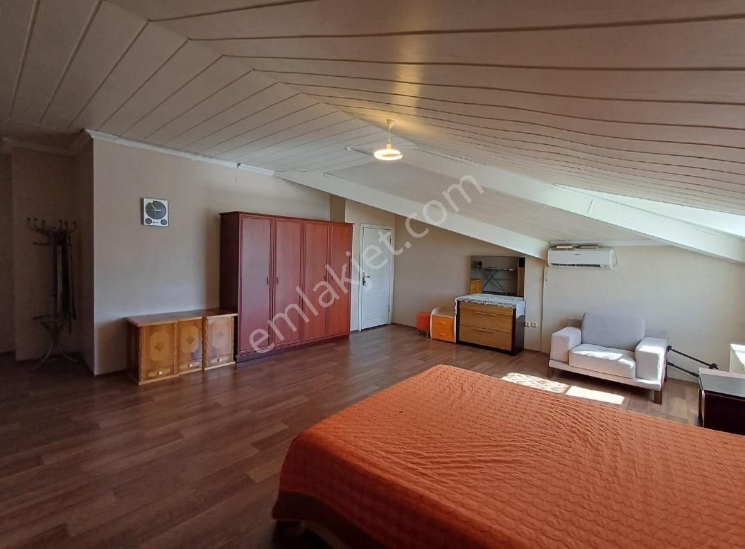 Terminal Mahallesi'nde Kiralık 5+1 Daire