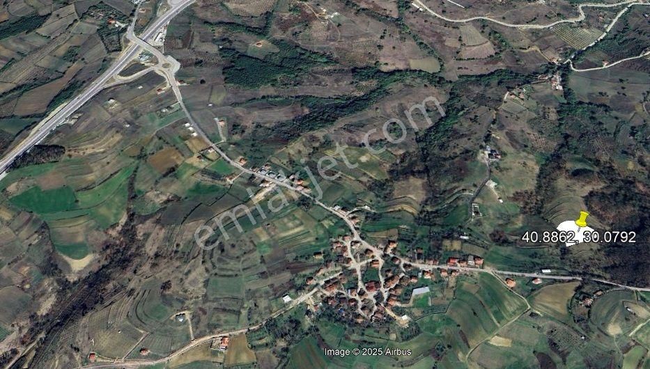 Kısalar’da Resmi Yola 3 Parsel Yapı Yapılabilir 5.055 M2 Fırsat Arazi
