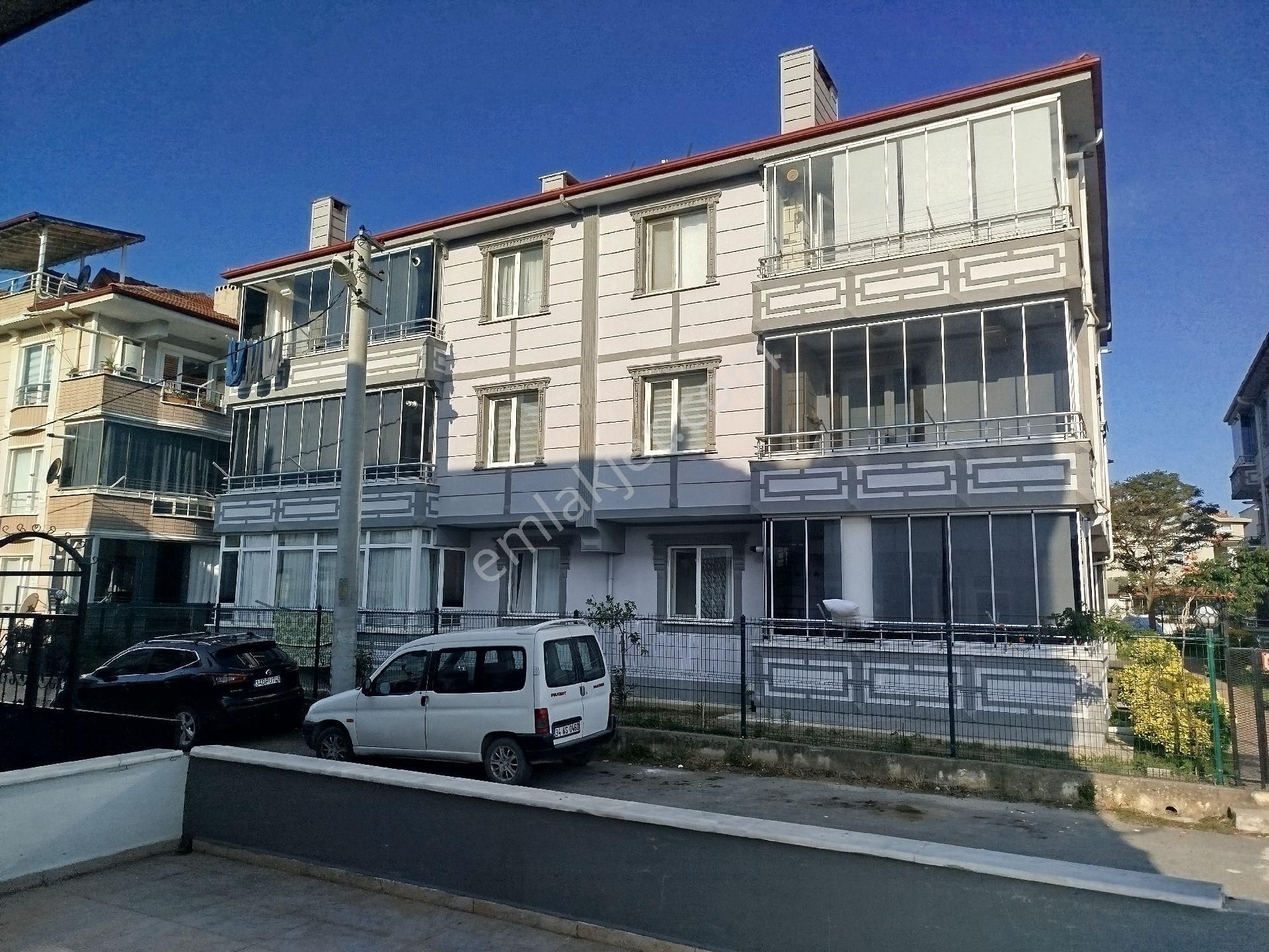 Denize Yürüme Mesafesinde 2+1 Daire