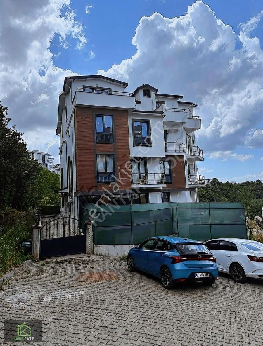 Paşadağ Mah Kiralık 3+1 Daire