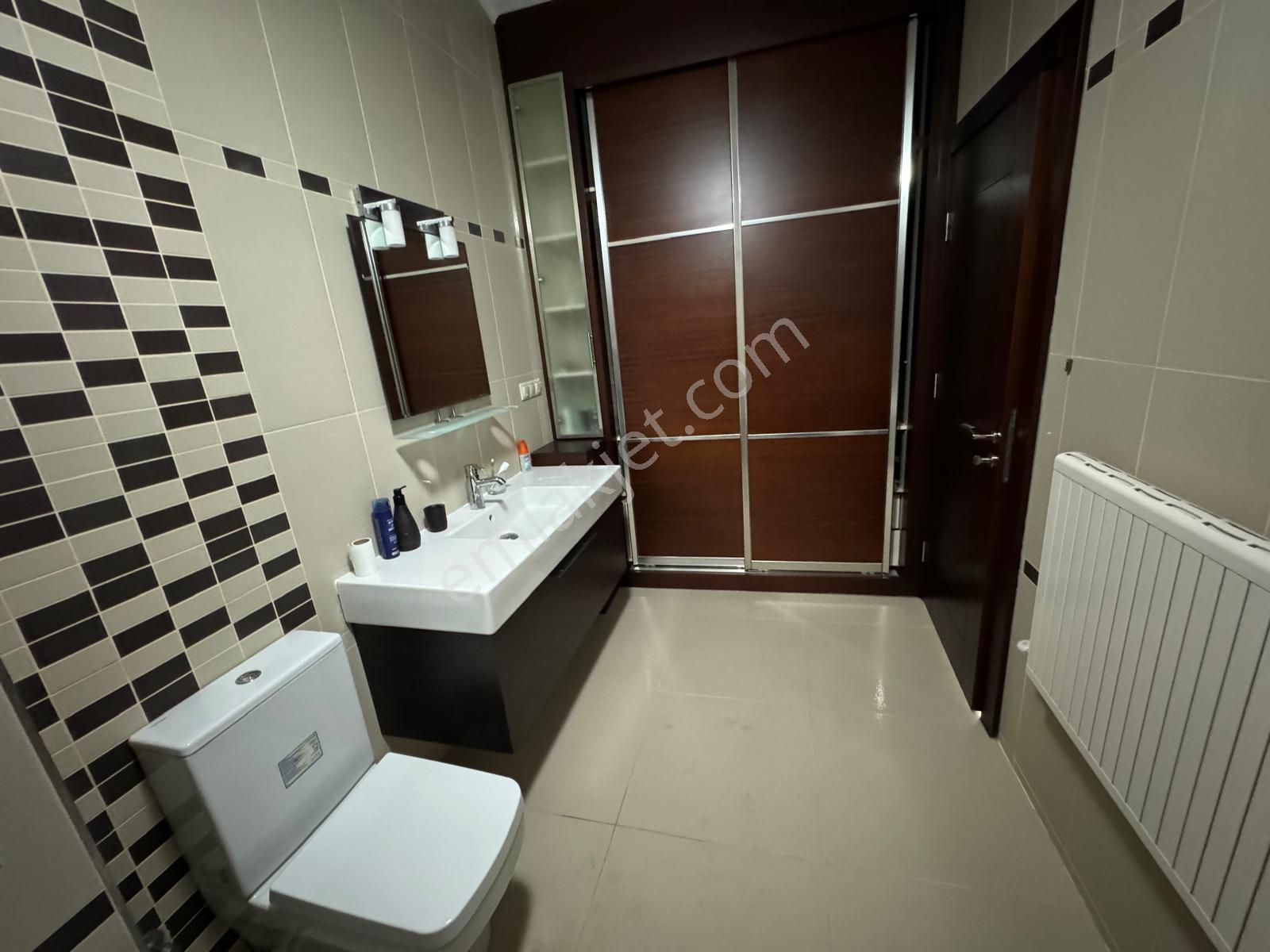 Alandere Mahallesinde Denize Sıfır 4+1 Villa - Görsel 30