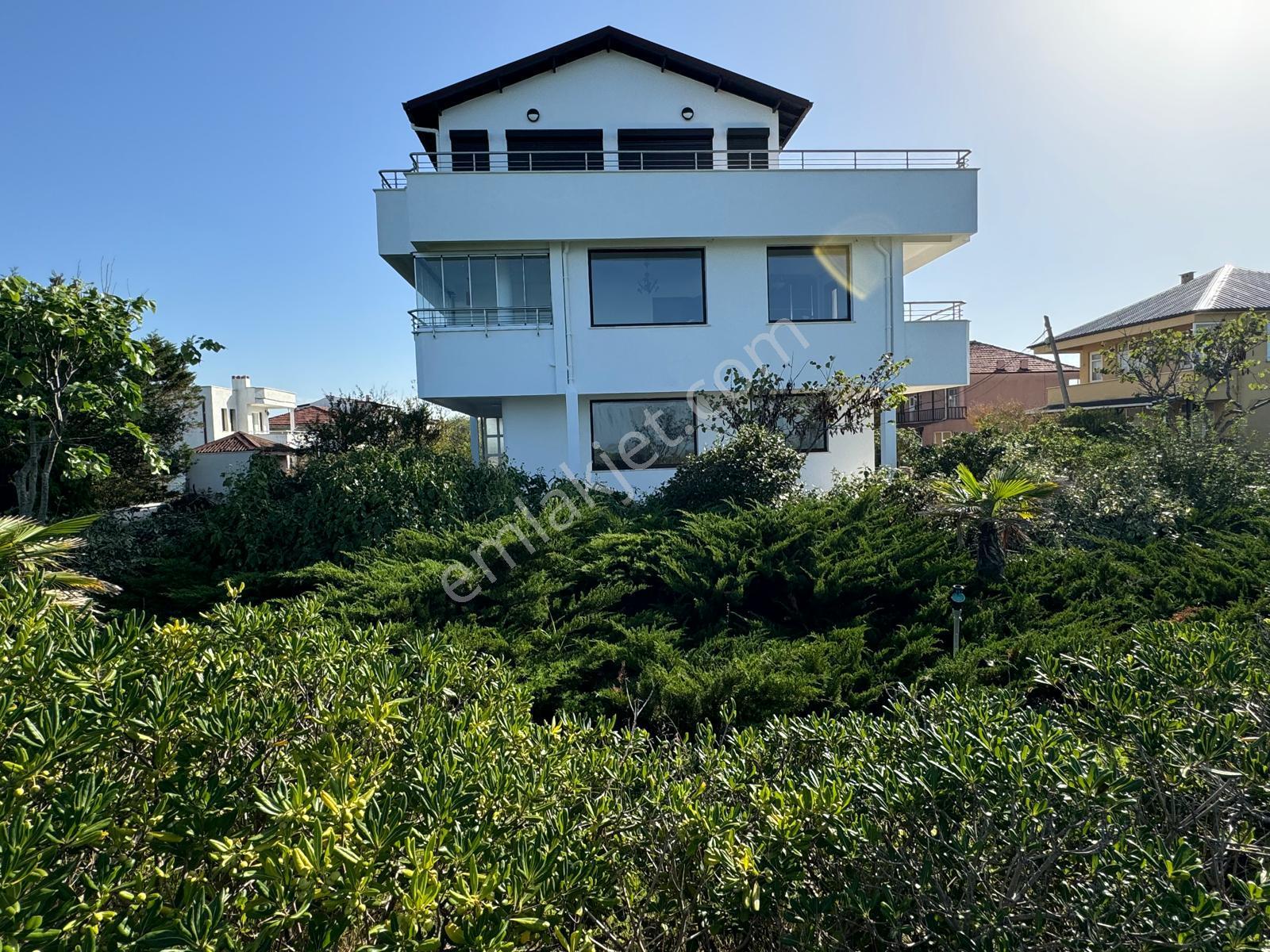 Alandere Mahallesinde Denize Sıfır 4+1 Villa - Görsel 4
