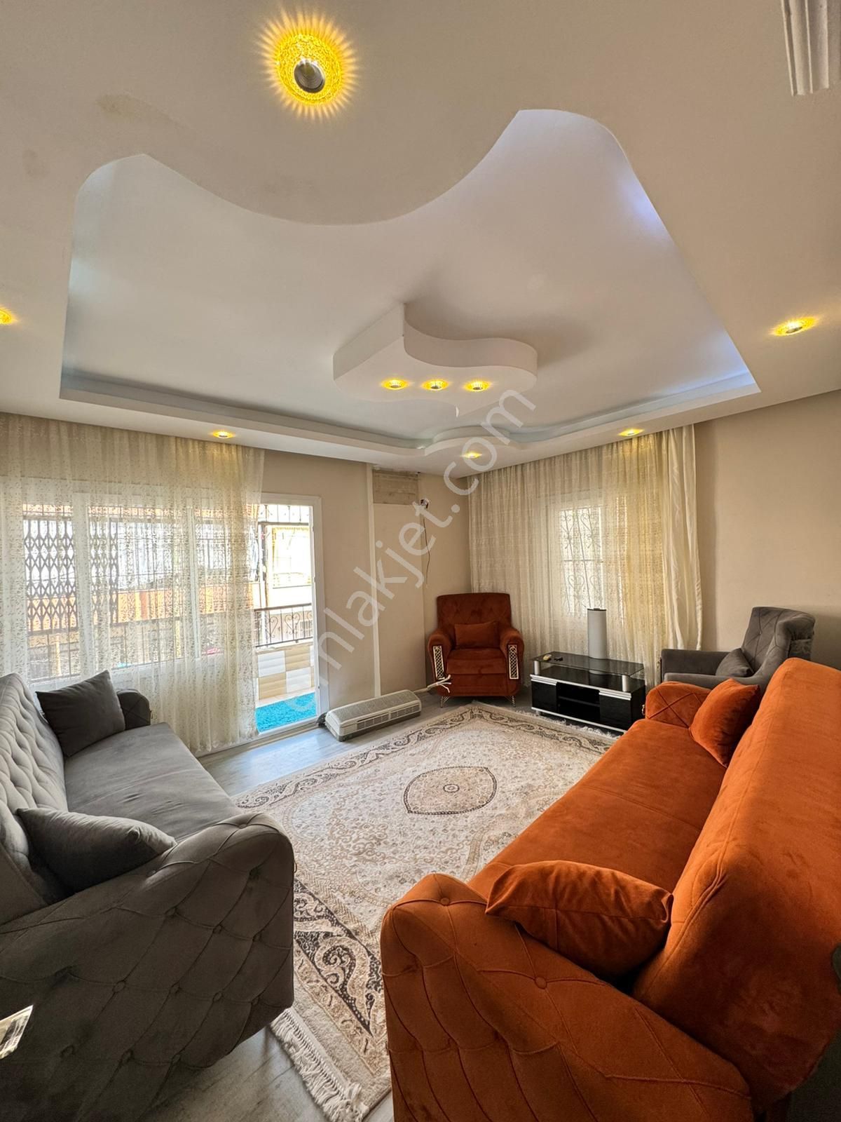 Acar Group İnşaat'tan Toroslar Mh. 3+1 Bağımsız Mutfak Full Eşyalı Kiralık Daire
