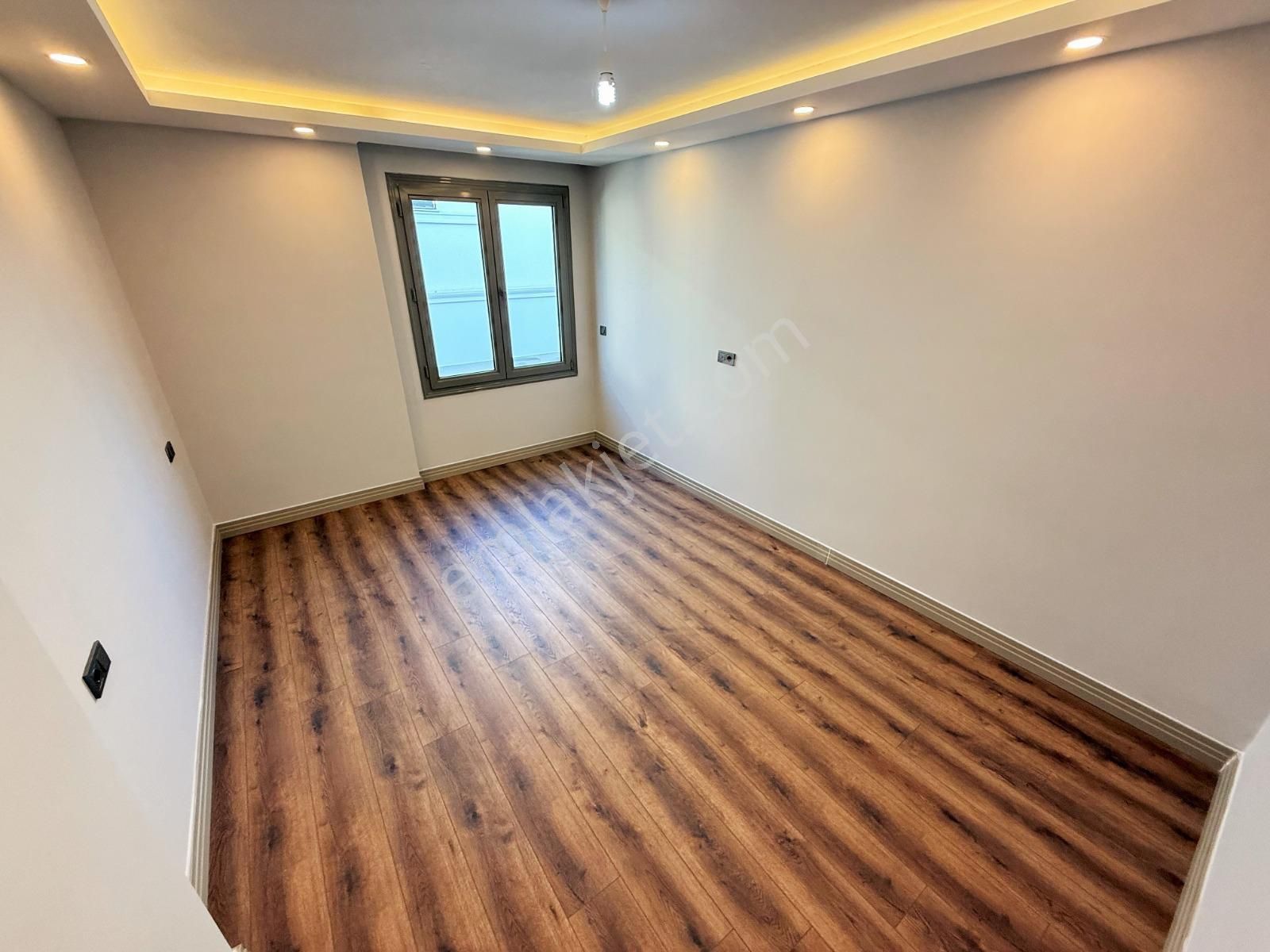 Ankara Emlak 'tan Akçay 'da Emsalsiz Havuzlu Müstakil Villa - Görsel 21